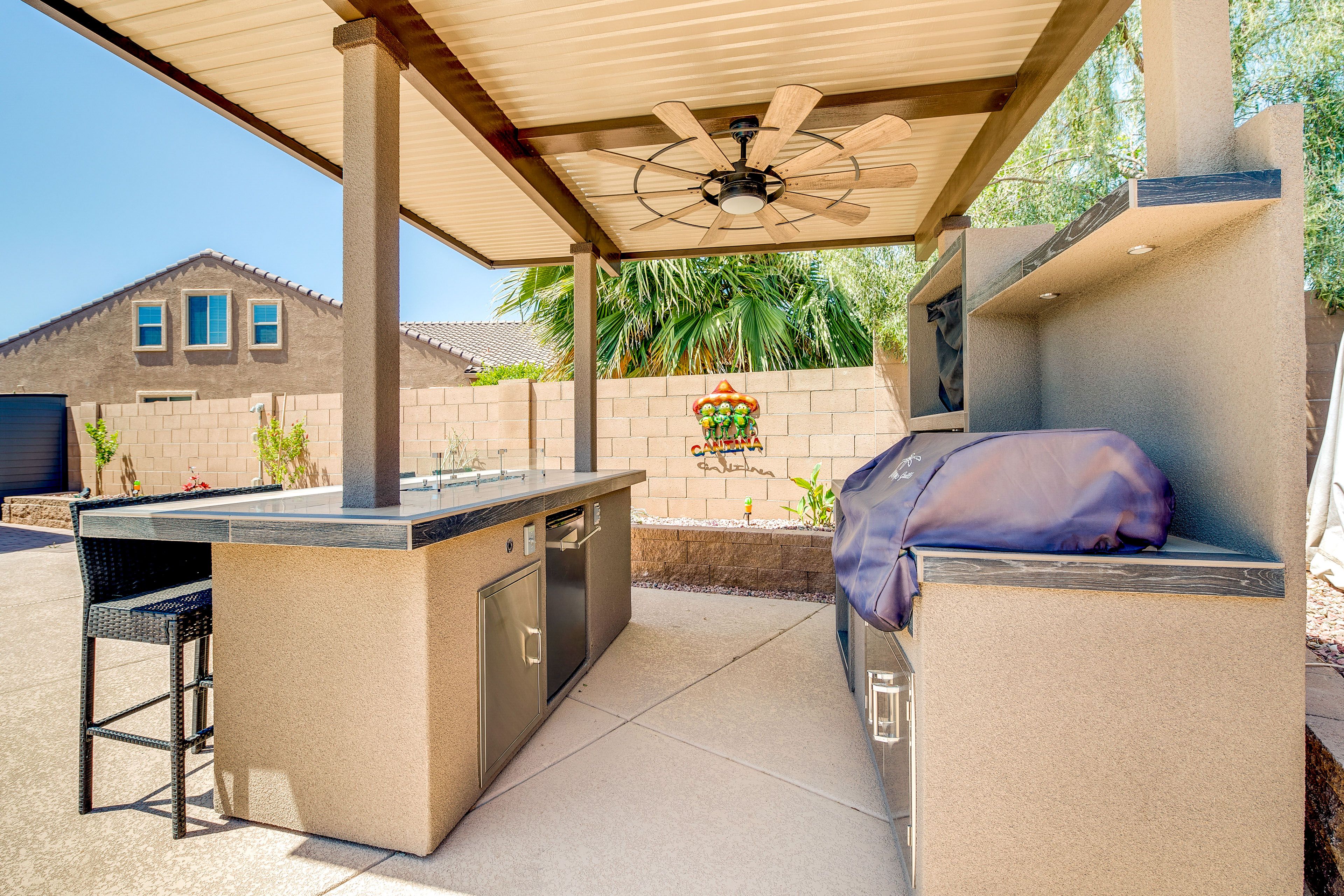 Outdoor Kitchen | Gas Grill