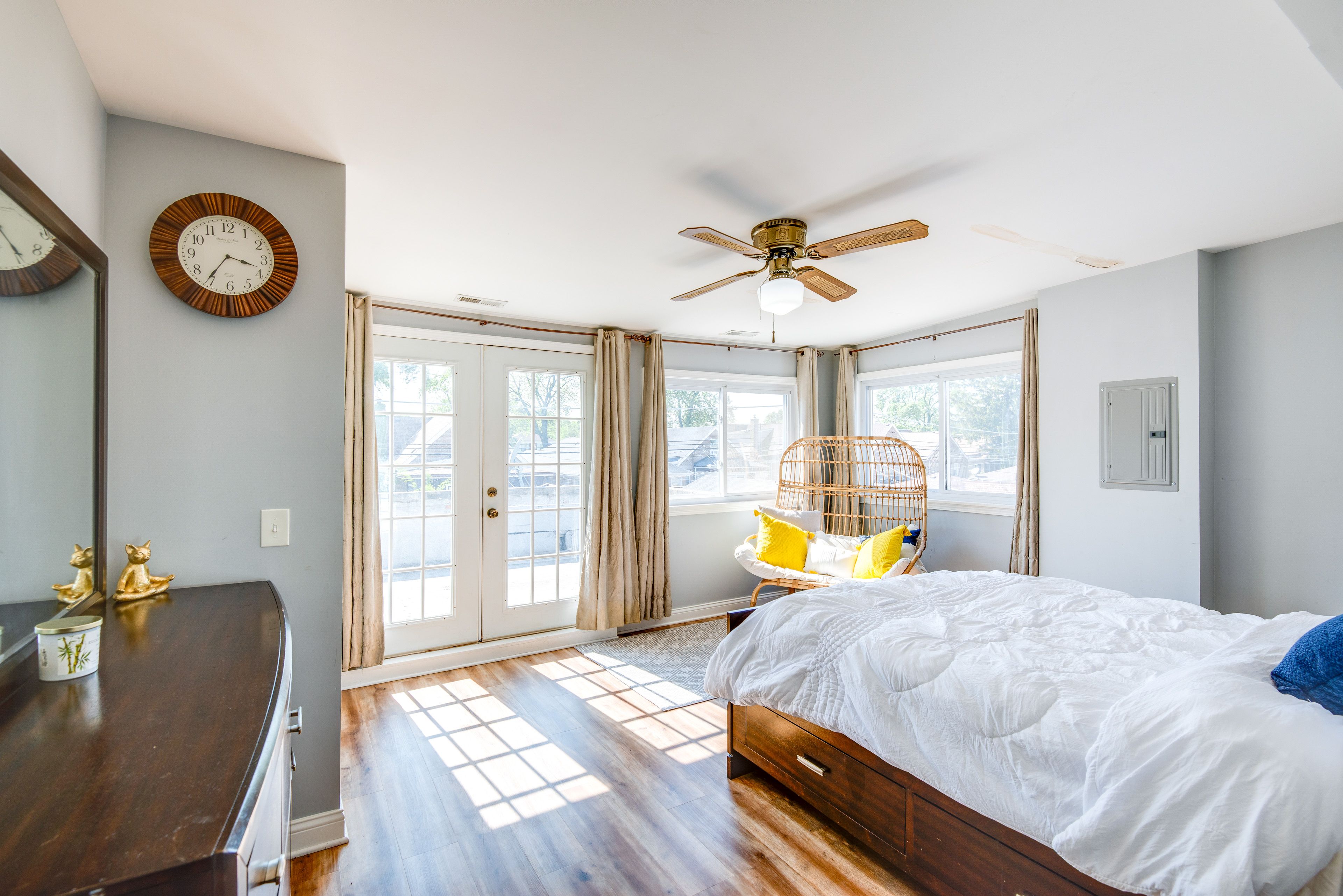 Bedroom 2 | Queen Bed