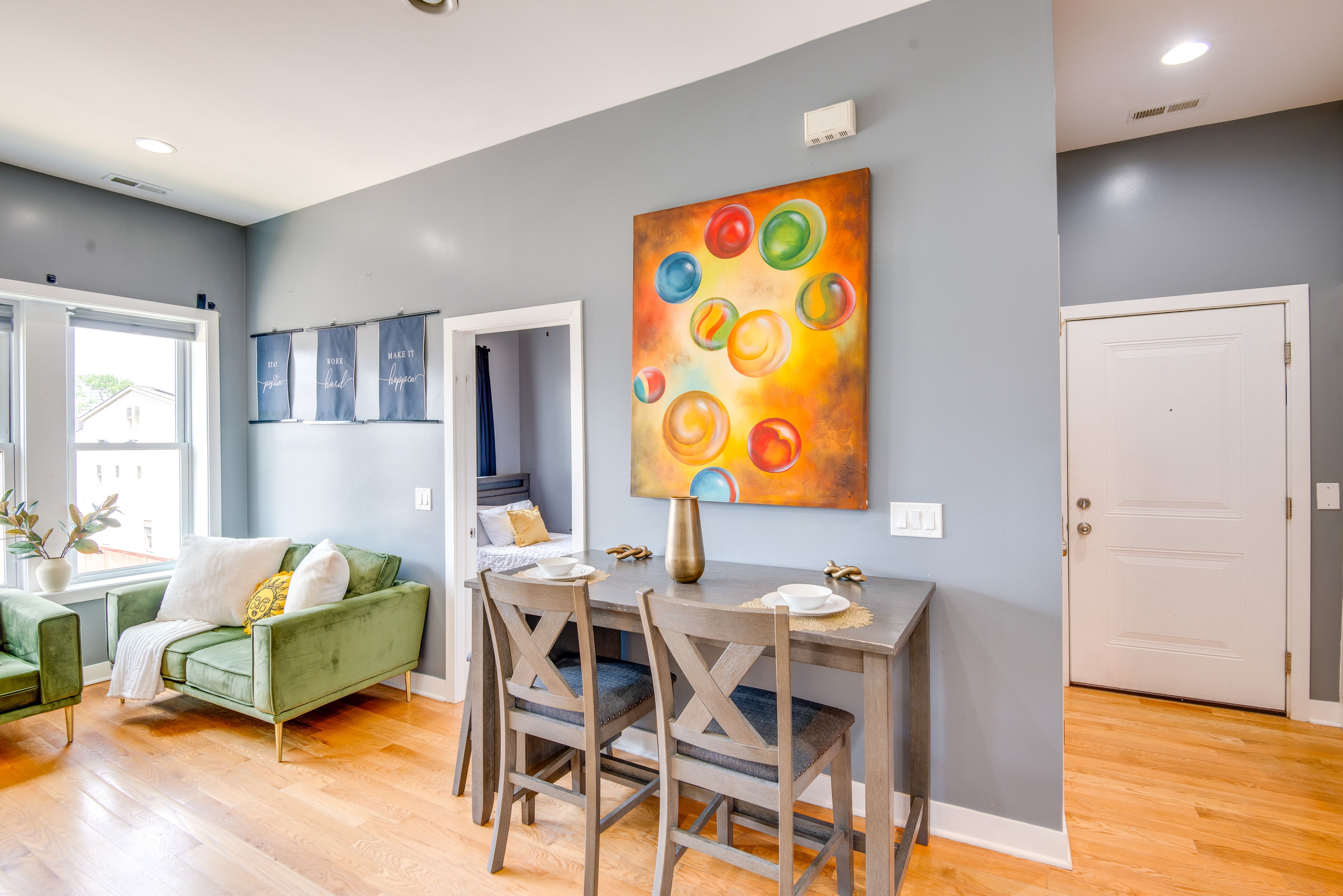 Dining Area | Dishware & Flatware