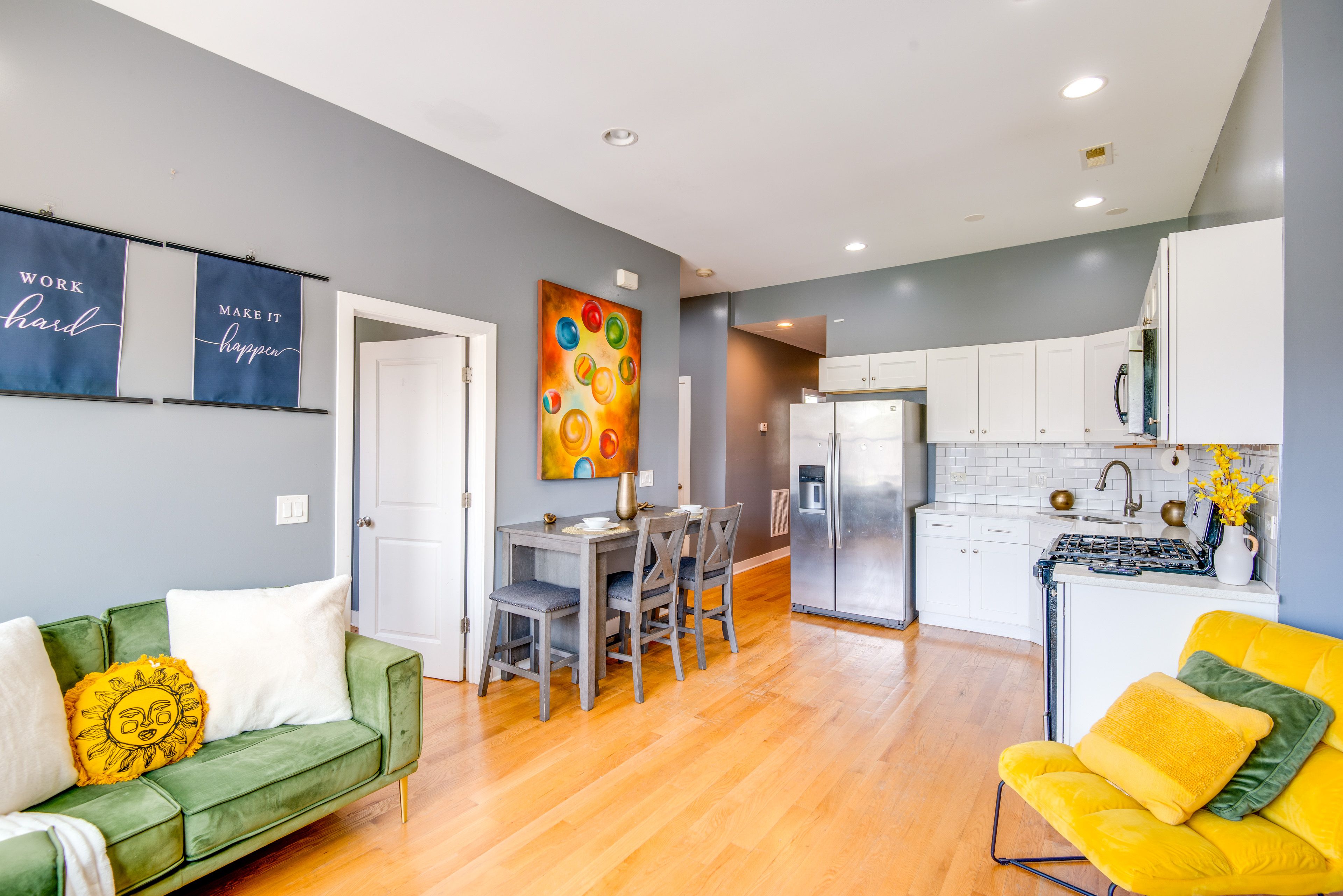 Chicago Vacation Rental | 3BR | 1BA | Stairs to Enter | 1,200 Sq Ft