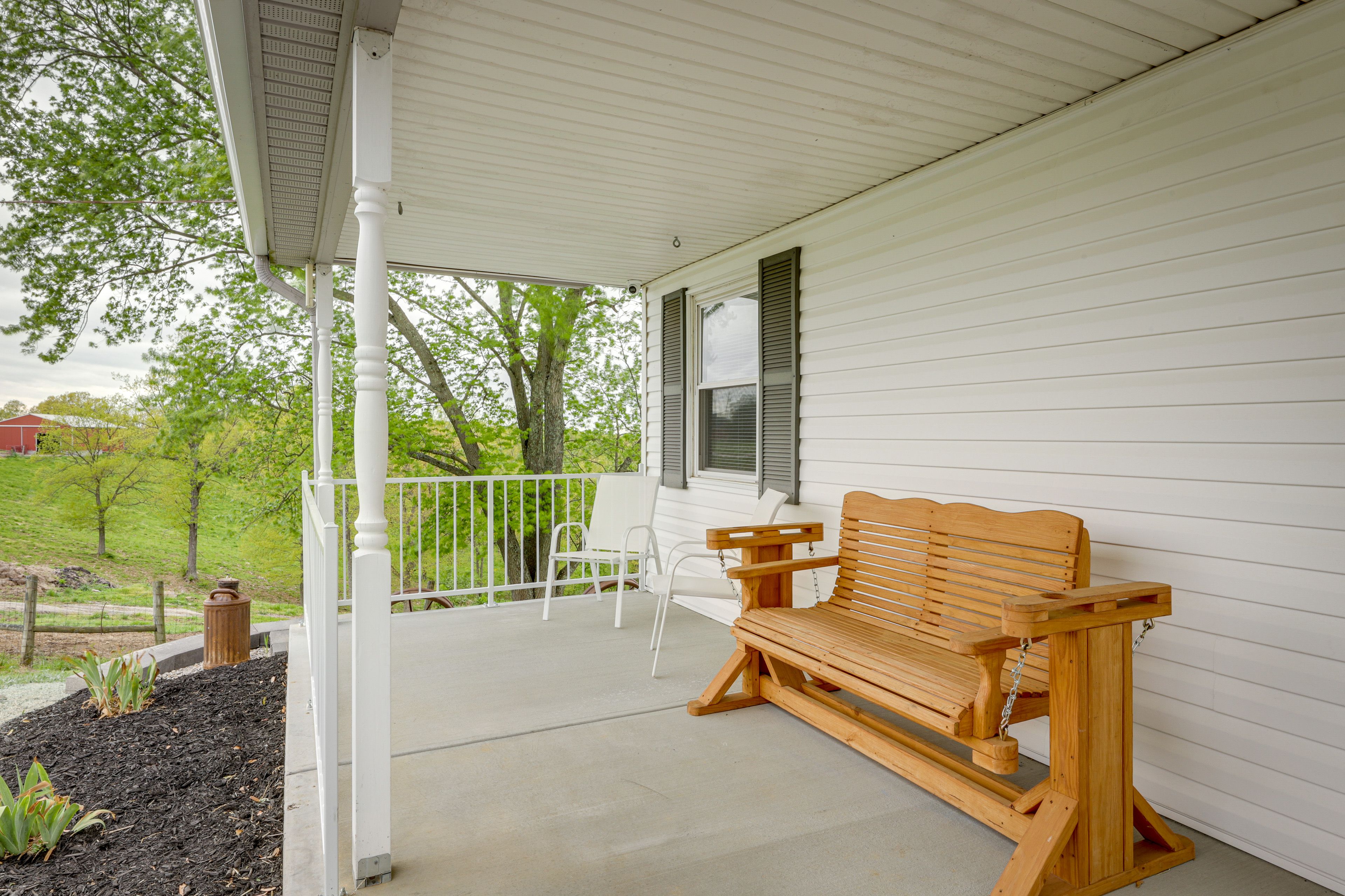 Porch | Outdoor Seating