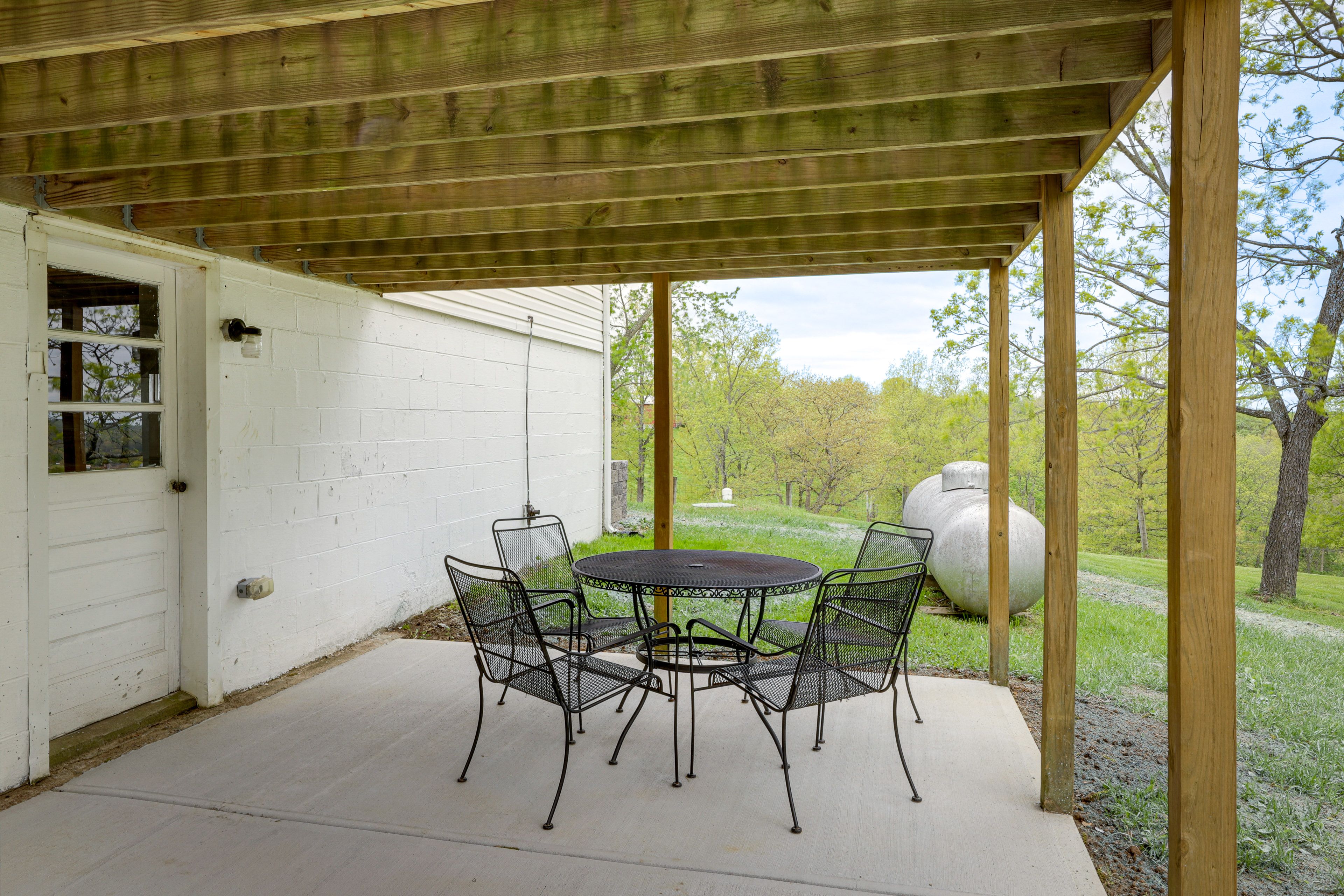 Patio | Outdoor Seating & Dining