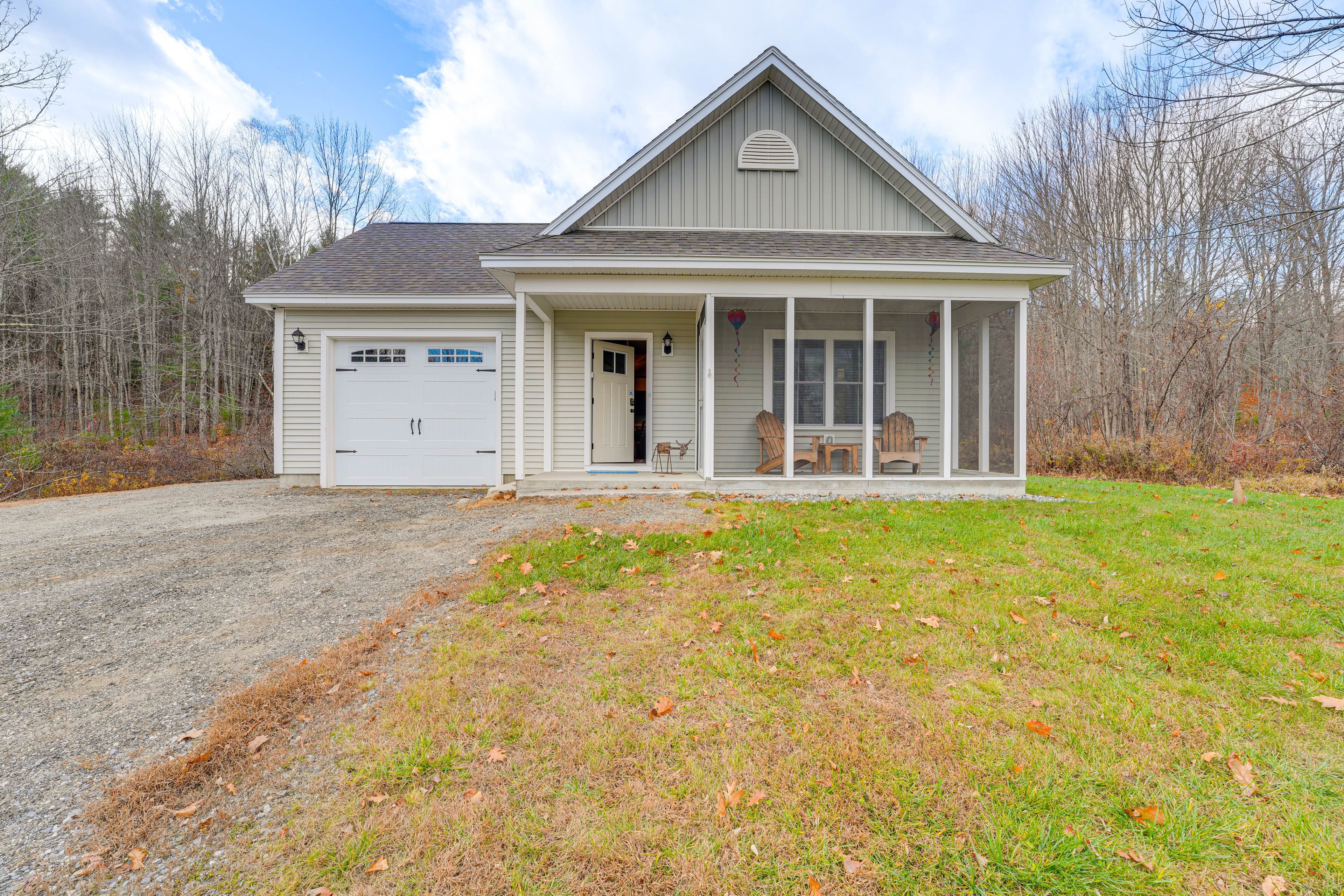 Bridgton Vacation Rental | 2BR | 1.5BA | 960 Sq Ft | 3 Steps to Enter