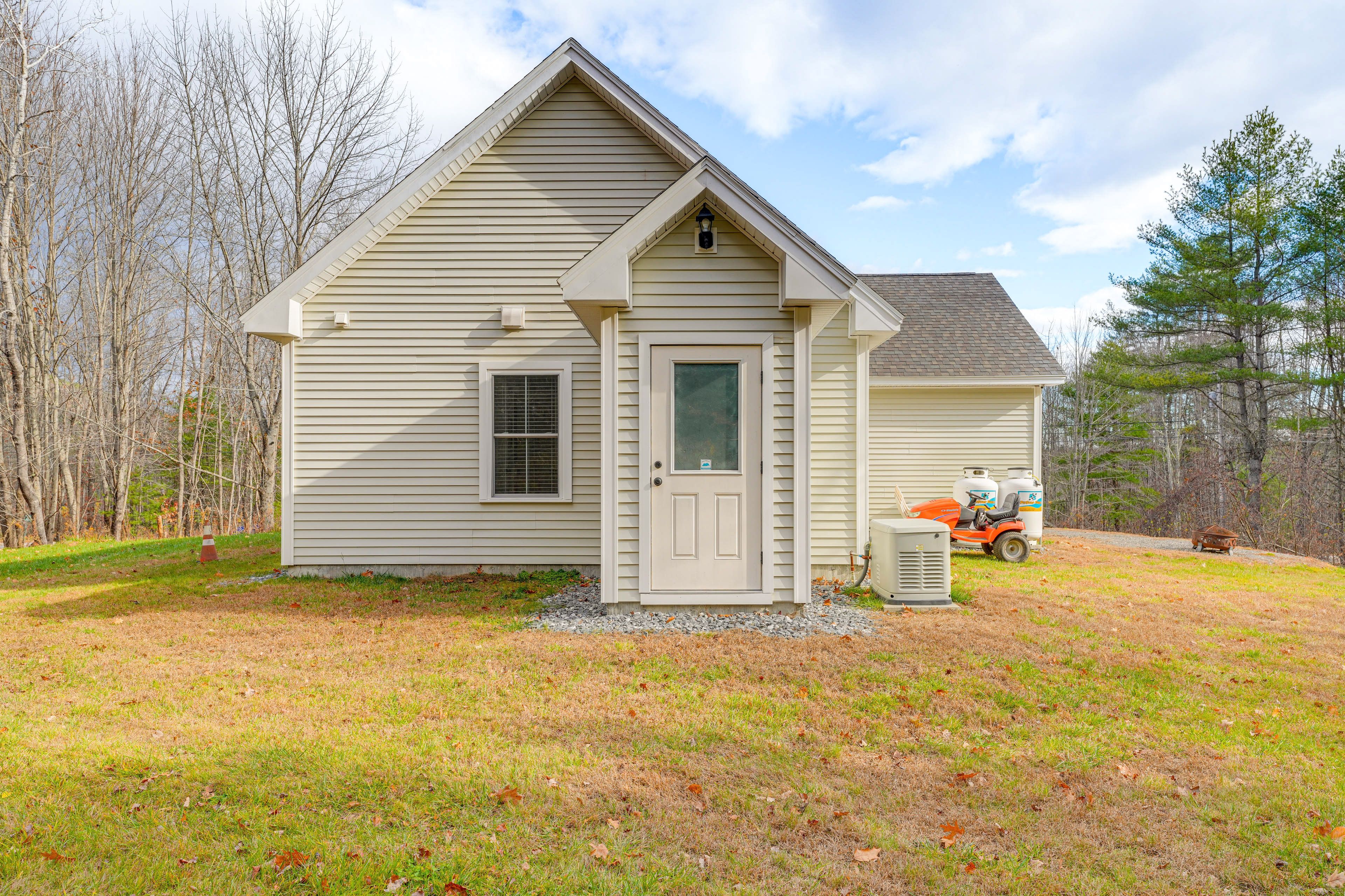 Exterior | Yard