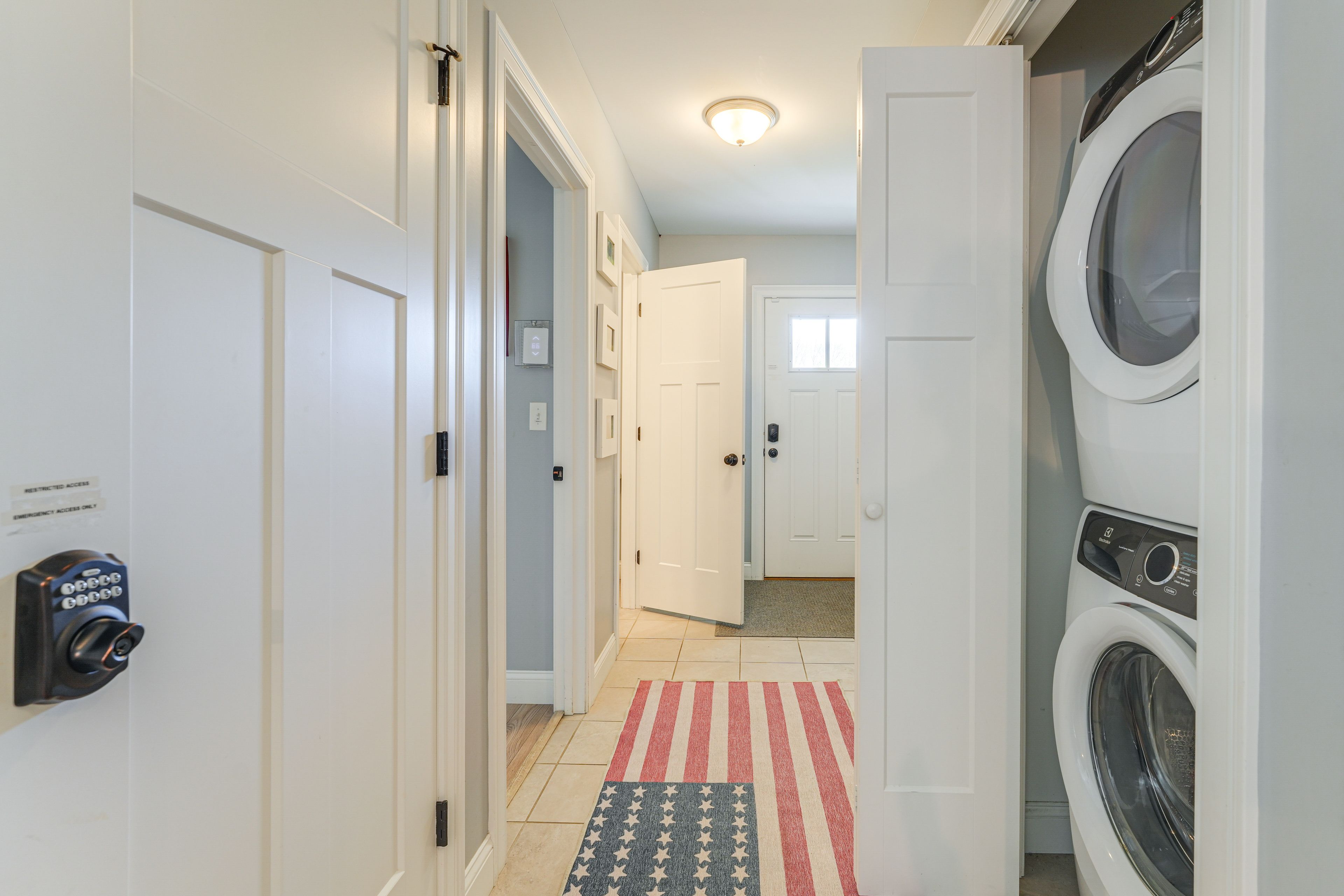 Laundry Area | Washer/Dryer | Hangers | Iron/Board | Trash Bags/Paper Towels