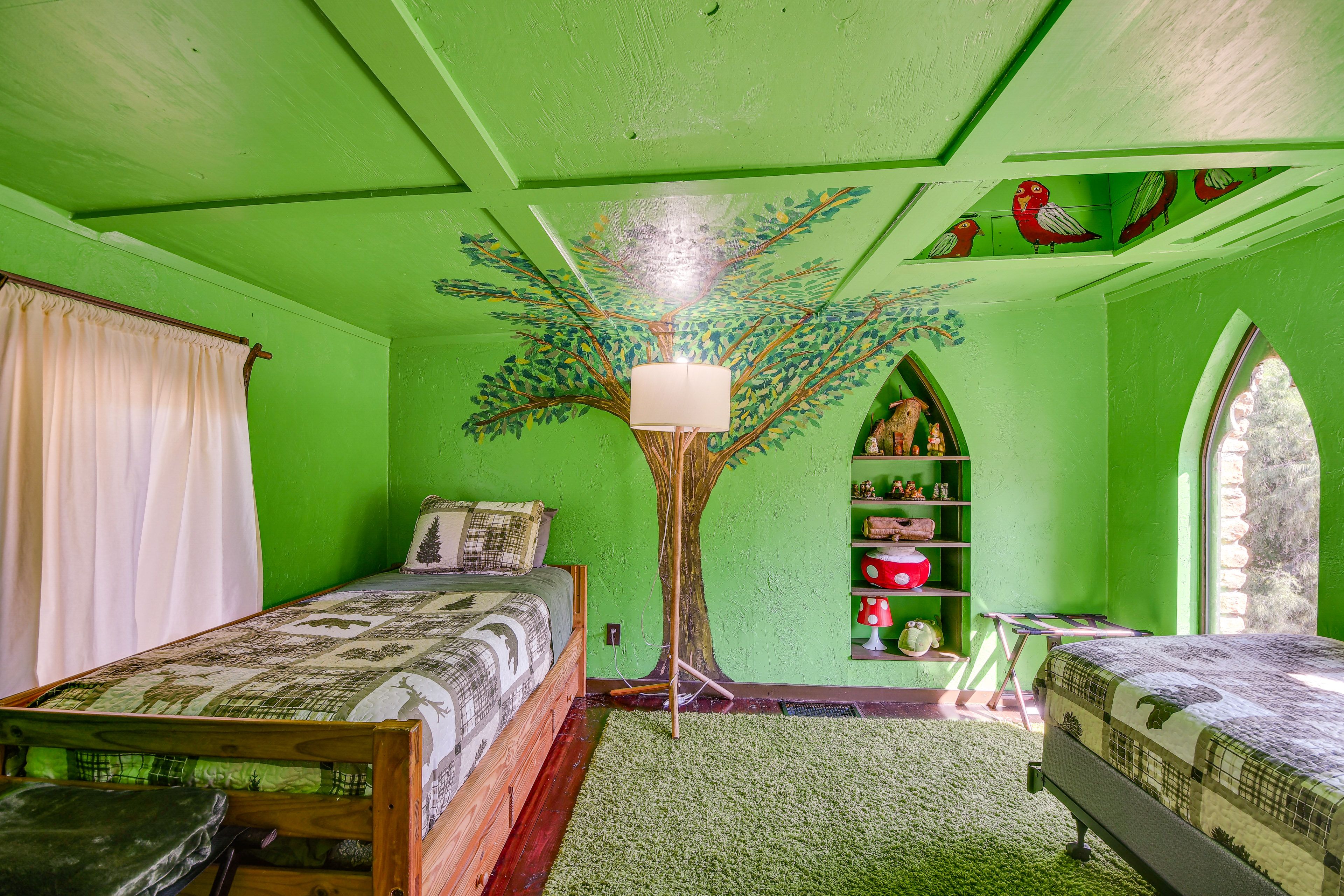 Bedroom 6 | 2 Twin Beds | 2nd Floor