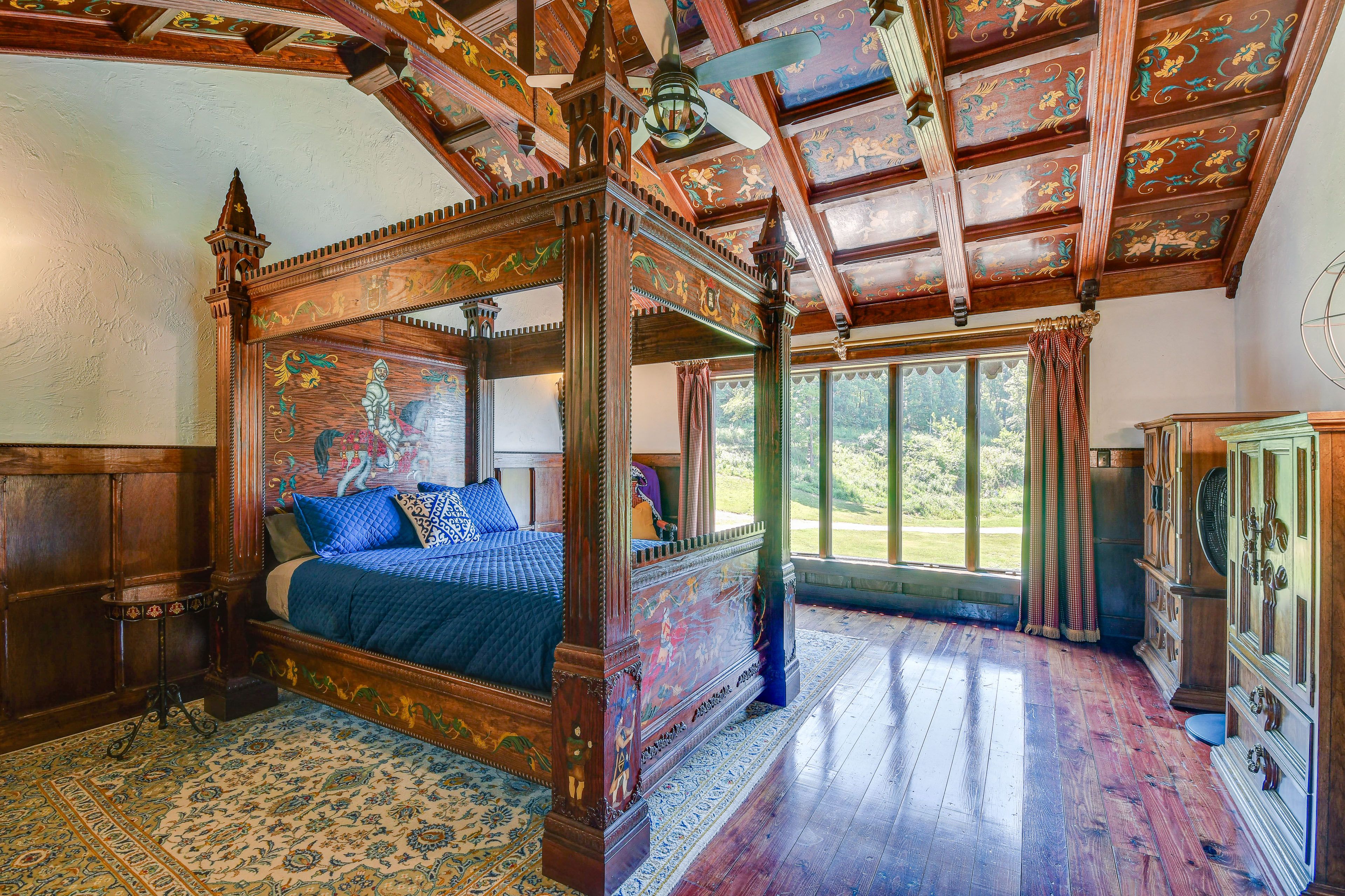 Bedroom 1 | King Bed | 2nd Floor