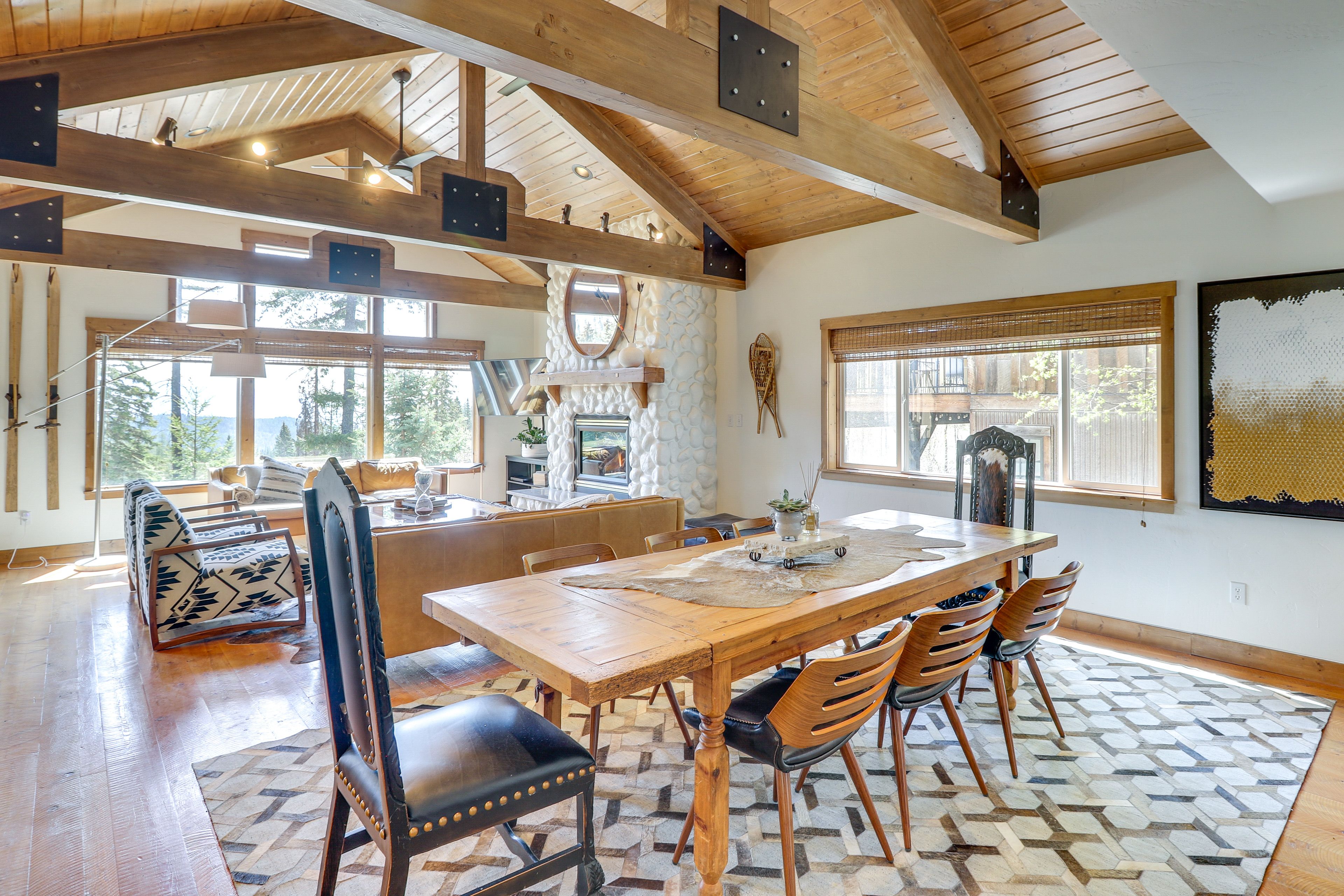 Dining Table | Dishware/Flatware Provided