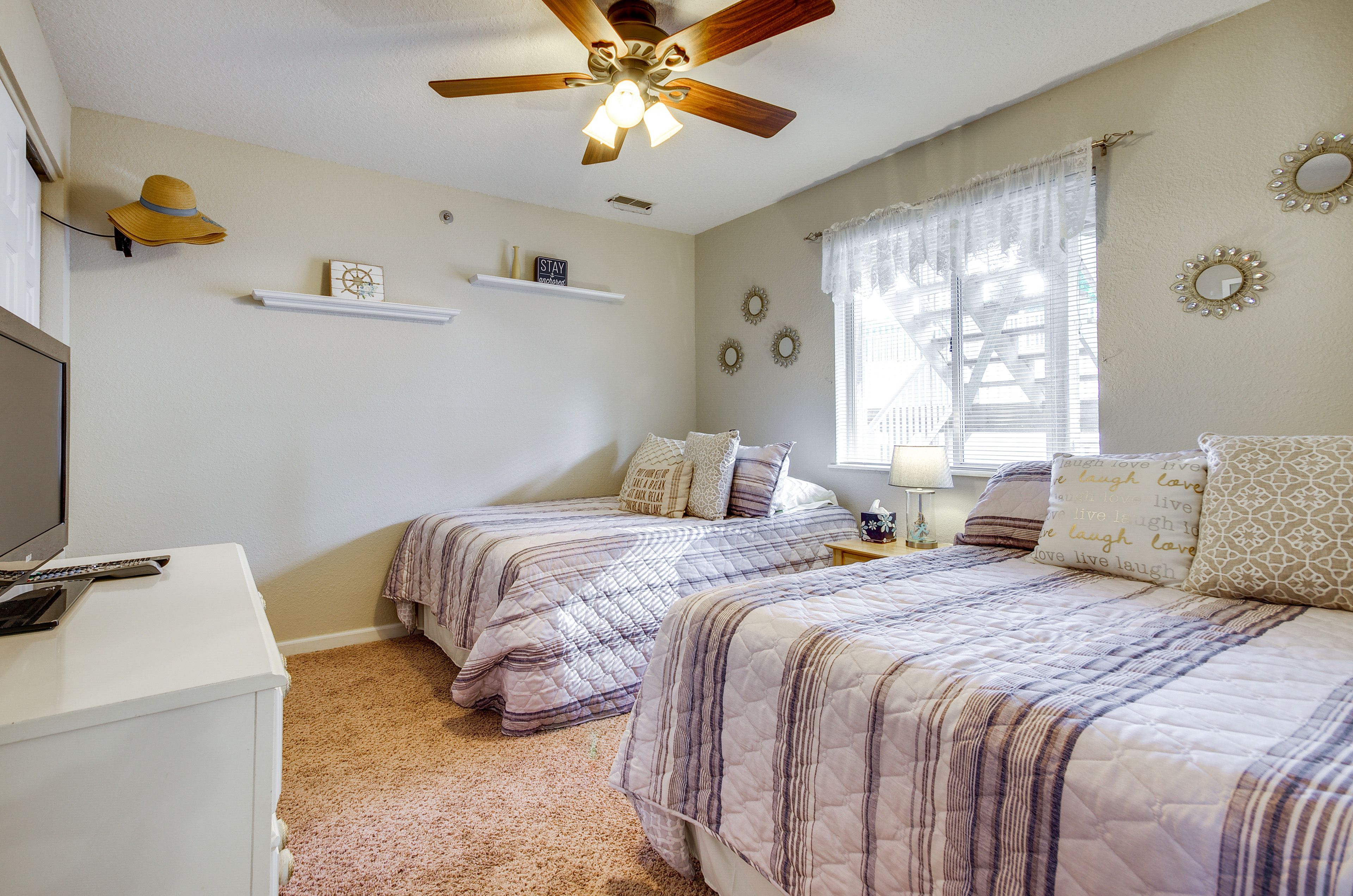 Bedroom 2 | 2 Full Beds | Smart TV w/ Cable