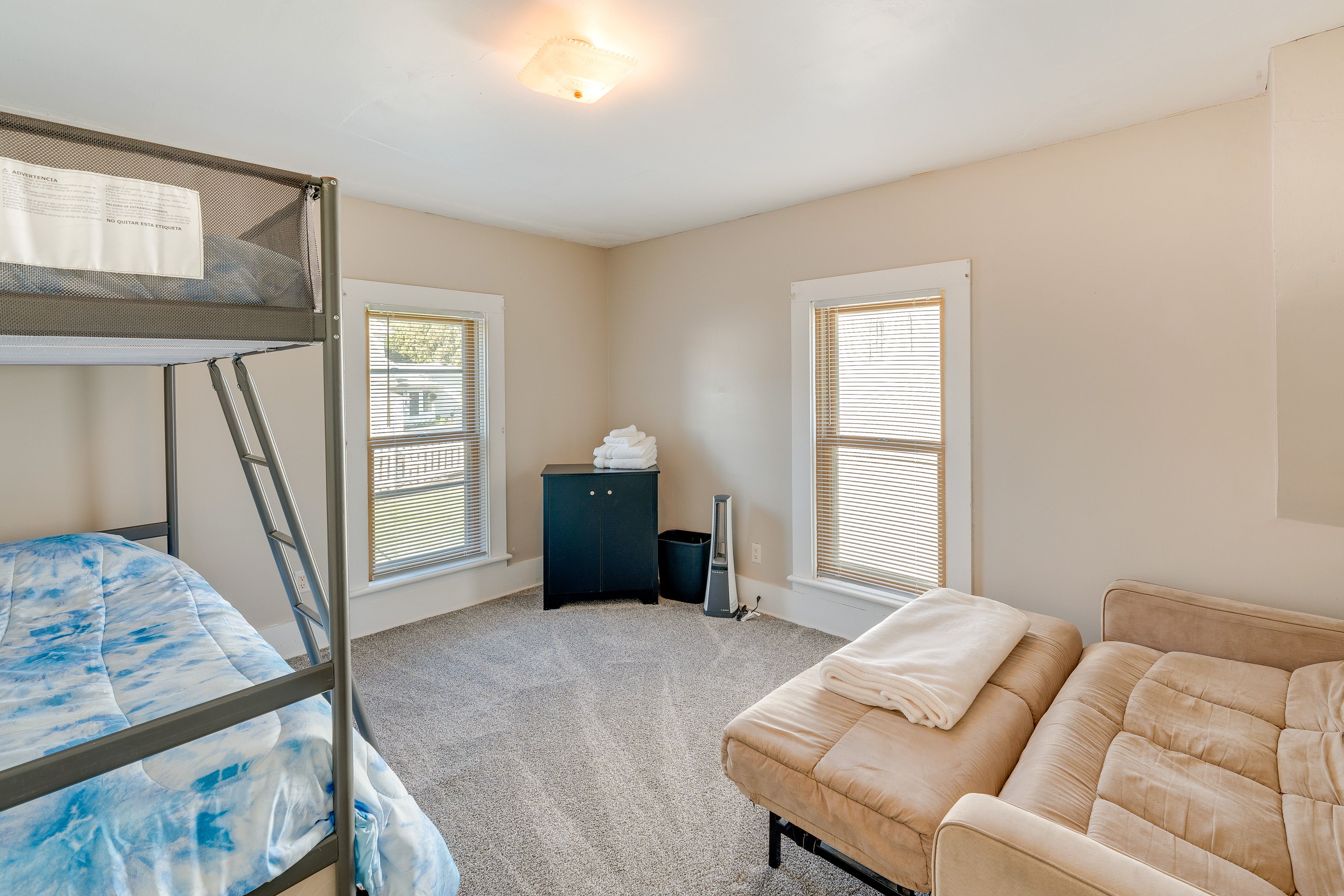 Bedroom 5 | Twin Bunk Bed