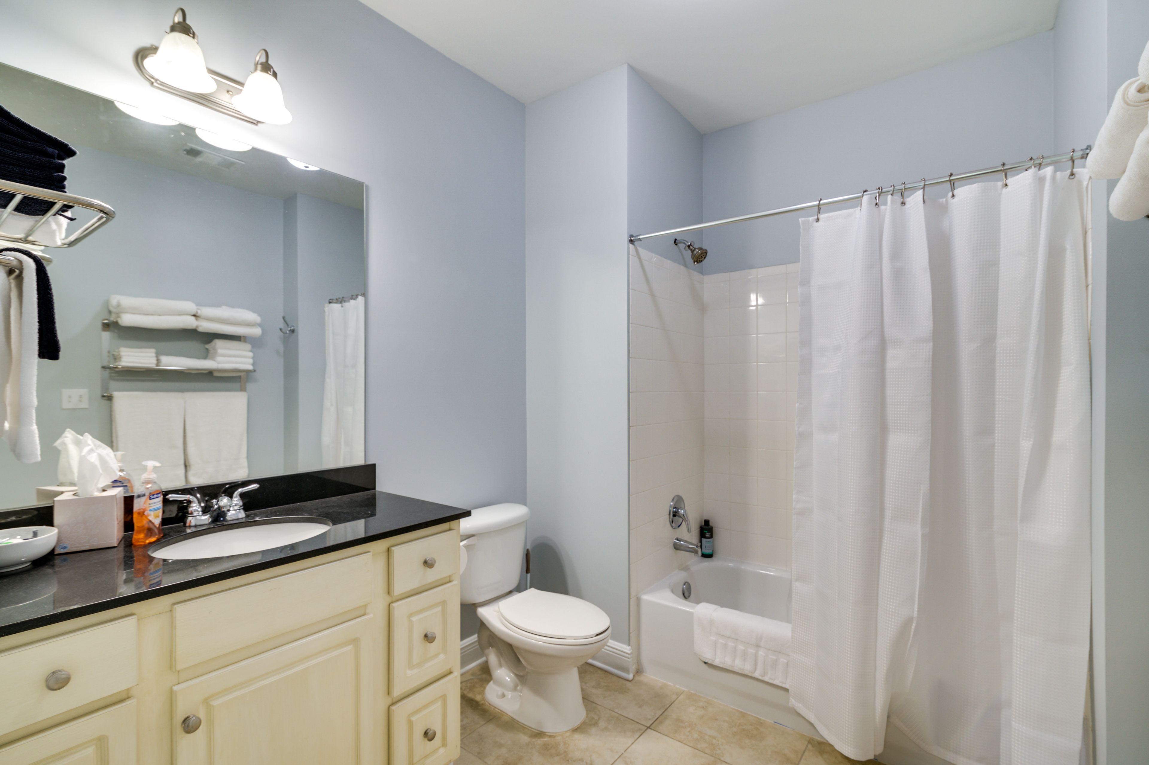 En-Suite Bathroom