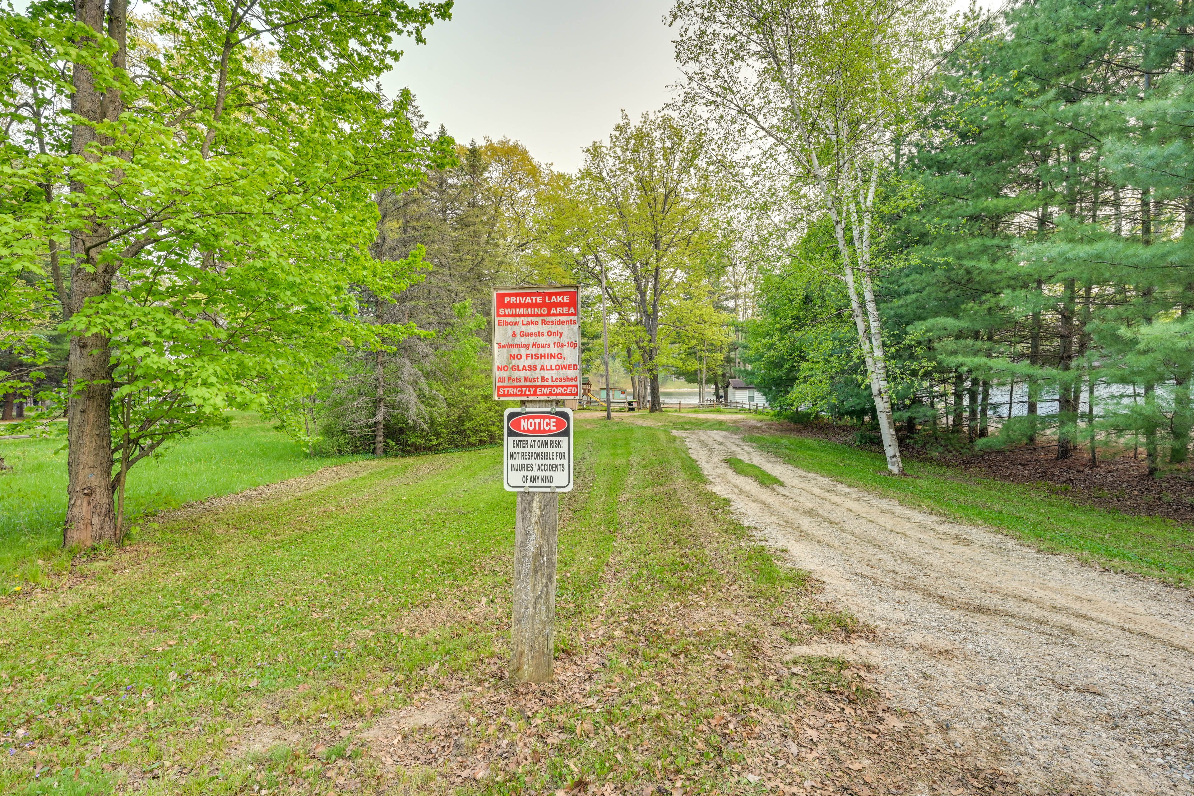 Elbow Lake | Beach Access | Boat Launch