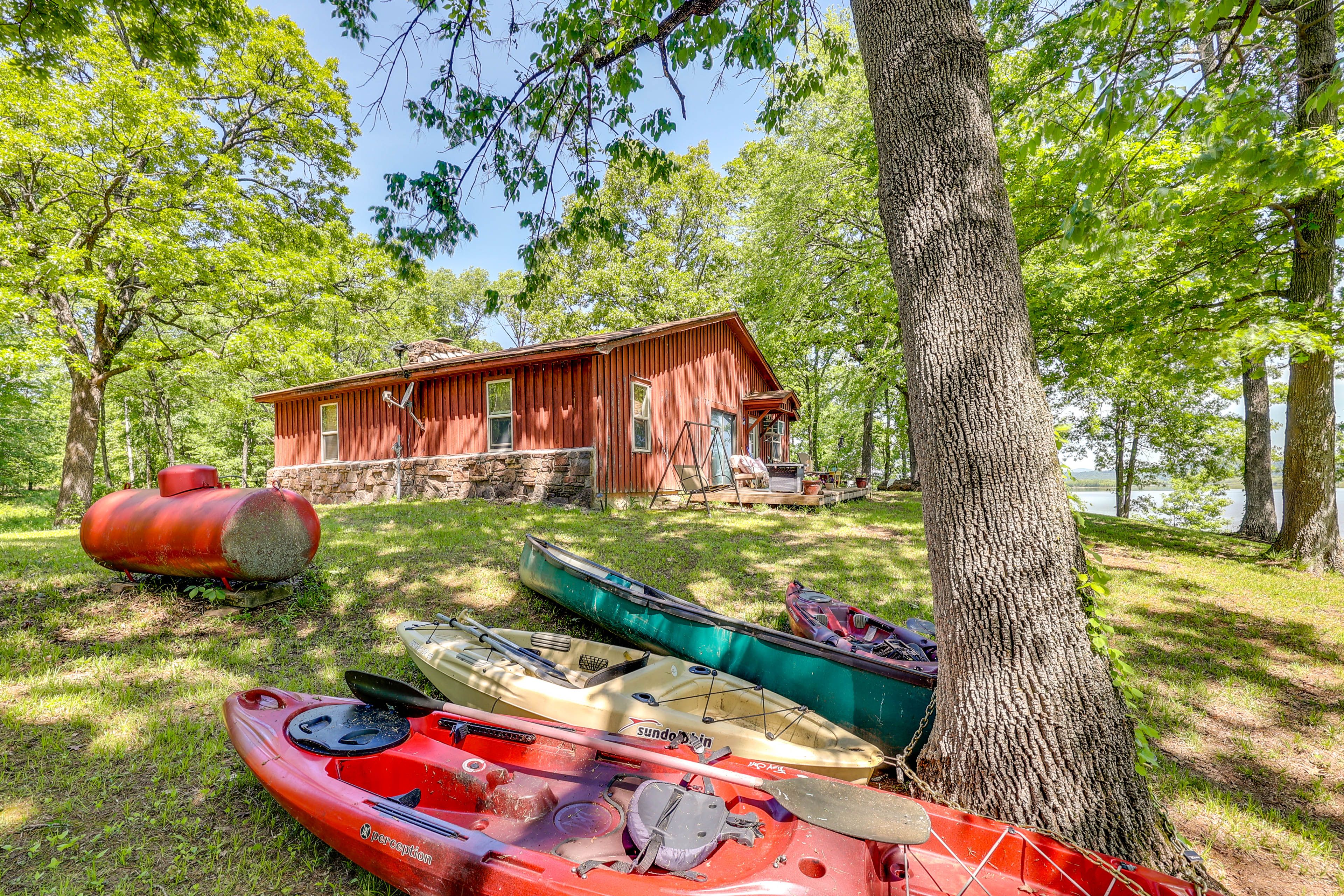 Canoes & Kayaks