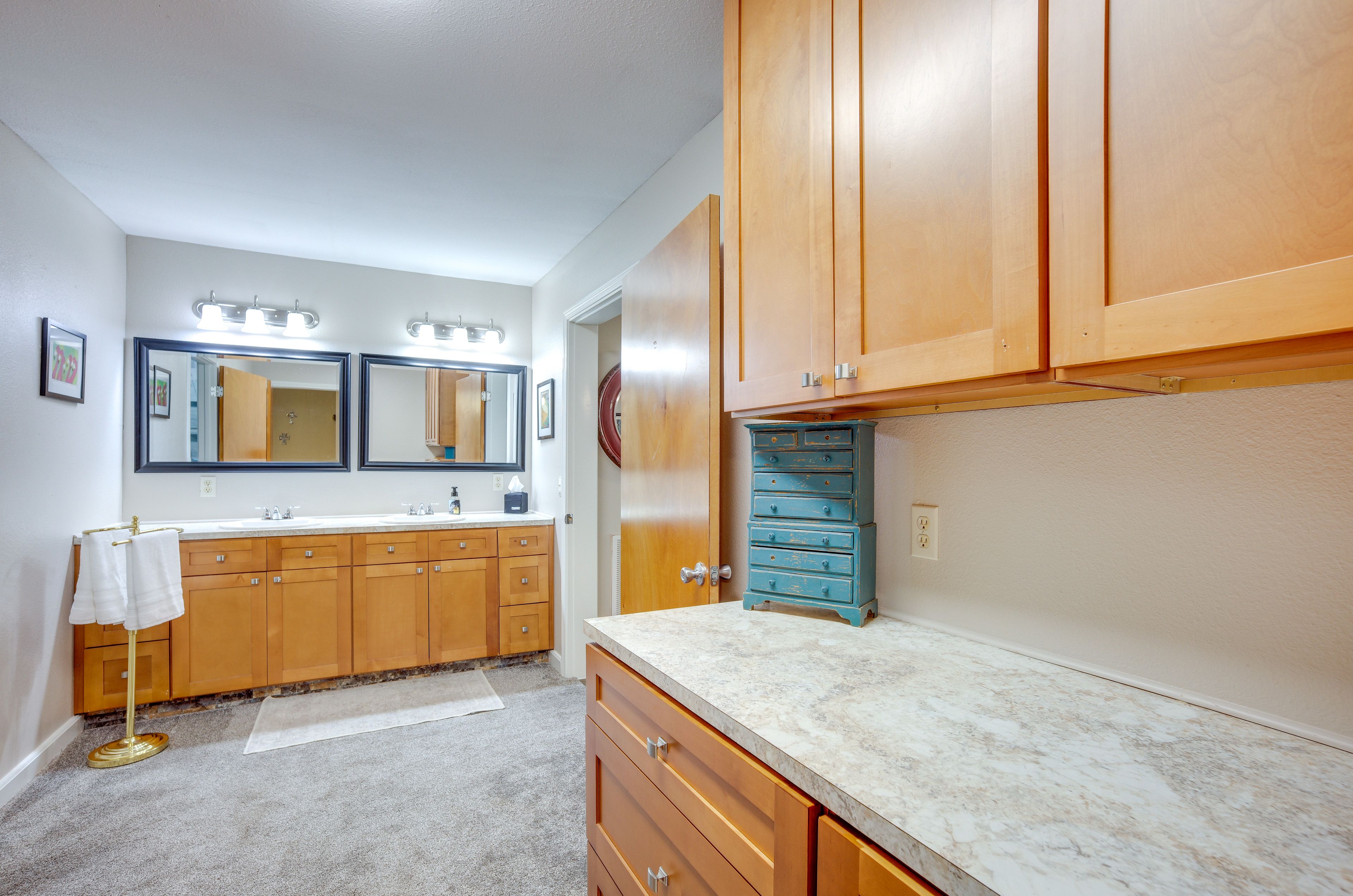 En-Suite Bathroom | Towels Provided | Complimentary Toiletries