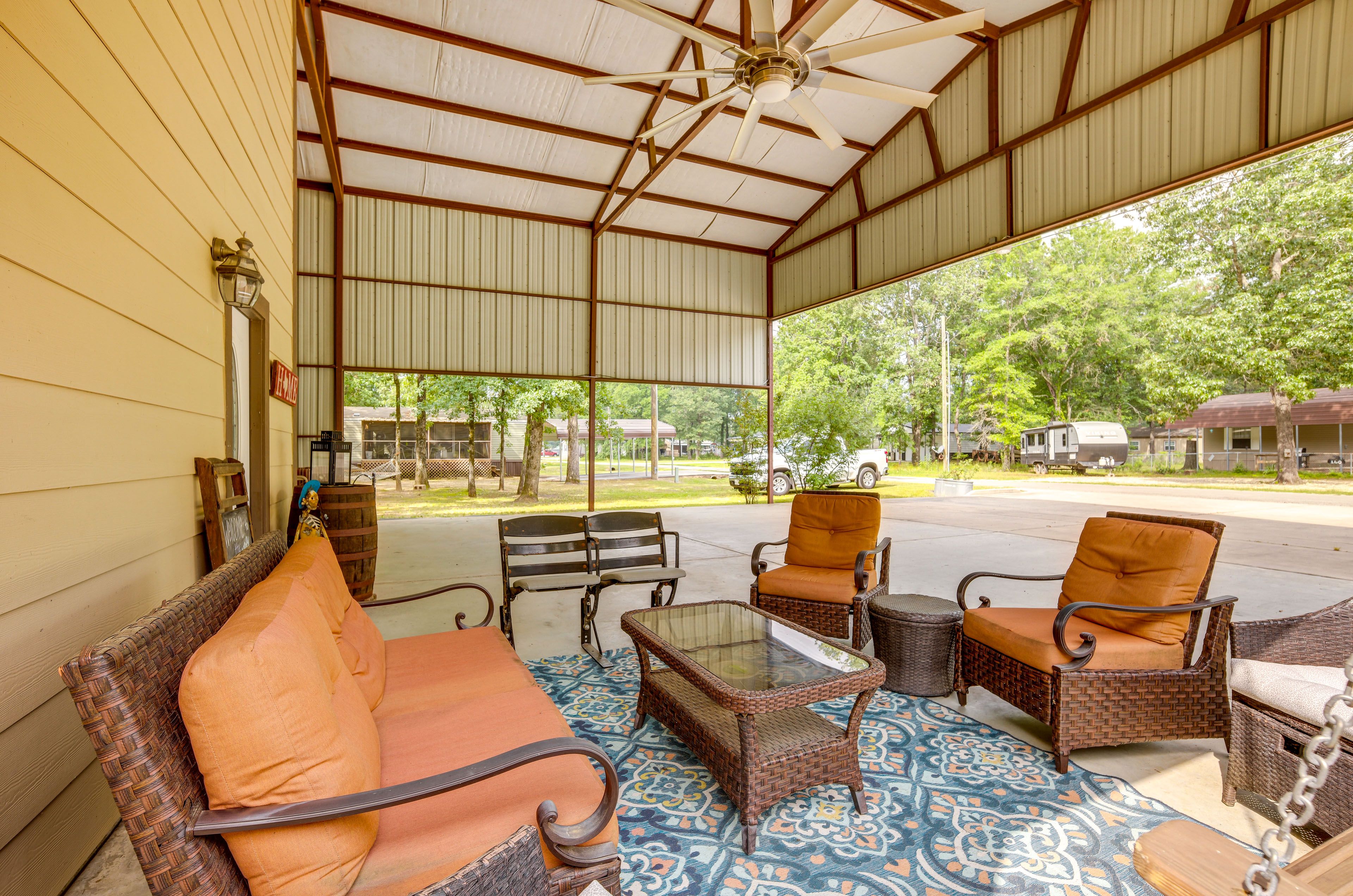 Point Blank Vacation Rental | 2BR | 2BA | 3,000 Sq Ft | Step-Free Access