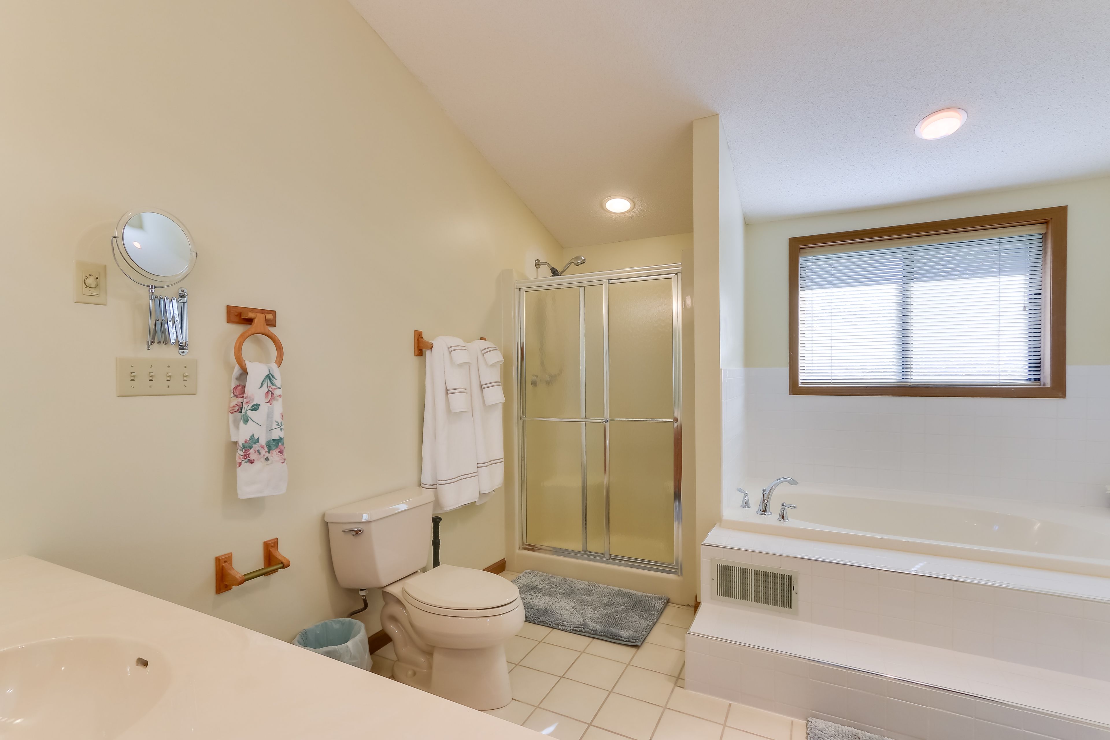 En-Suite Bathroom | Towels | Hair Dryer