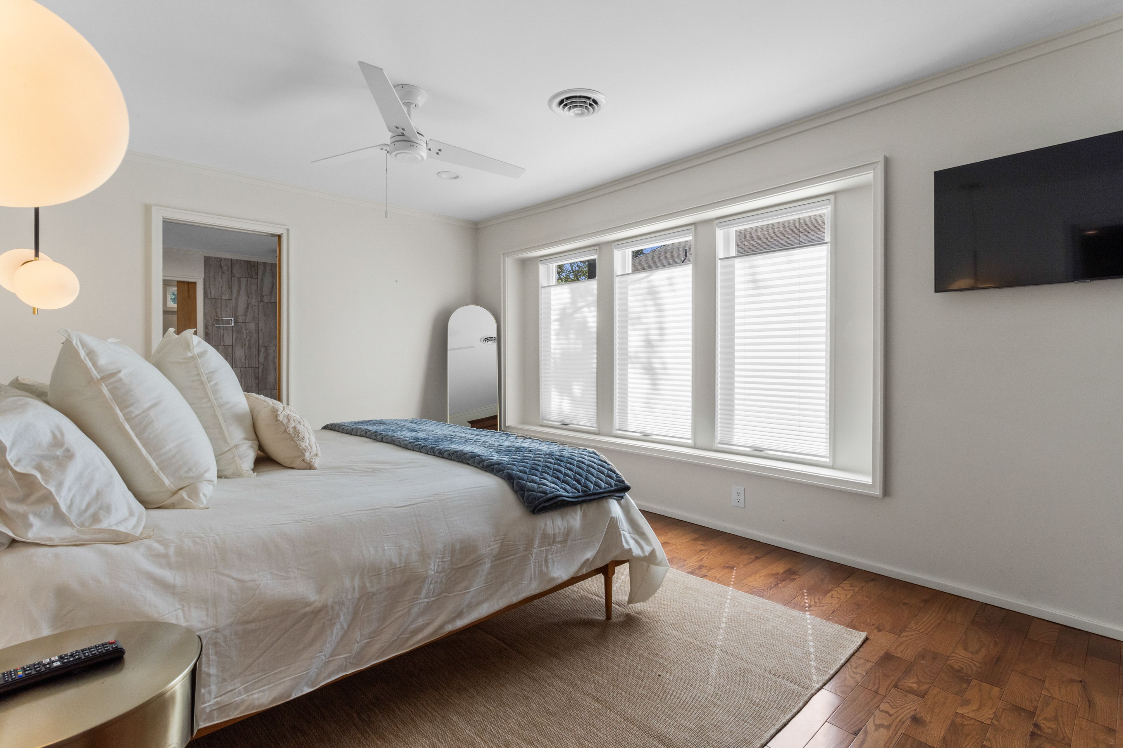 Bedroom 1 | King Bed | Linens Provided | Smart TV w/ Cable
