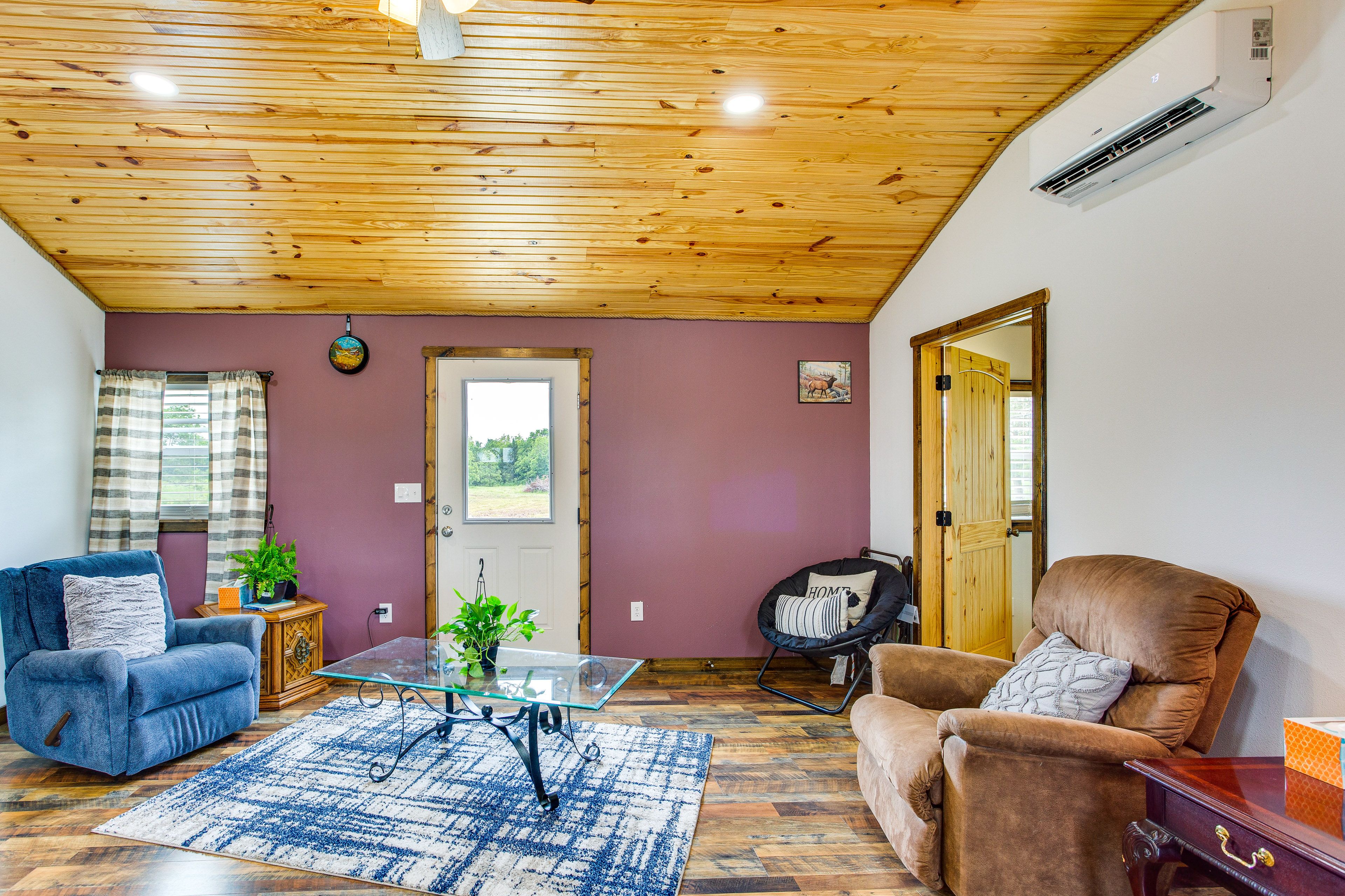 Living Room | Mini-Split A/C | Free WiFi