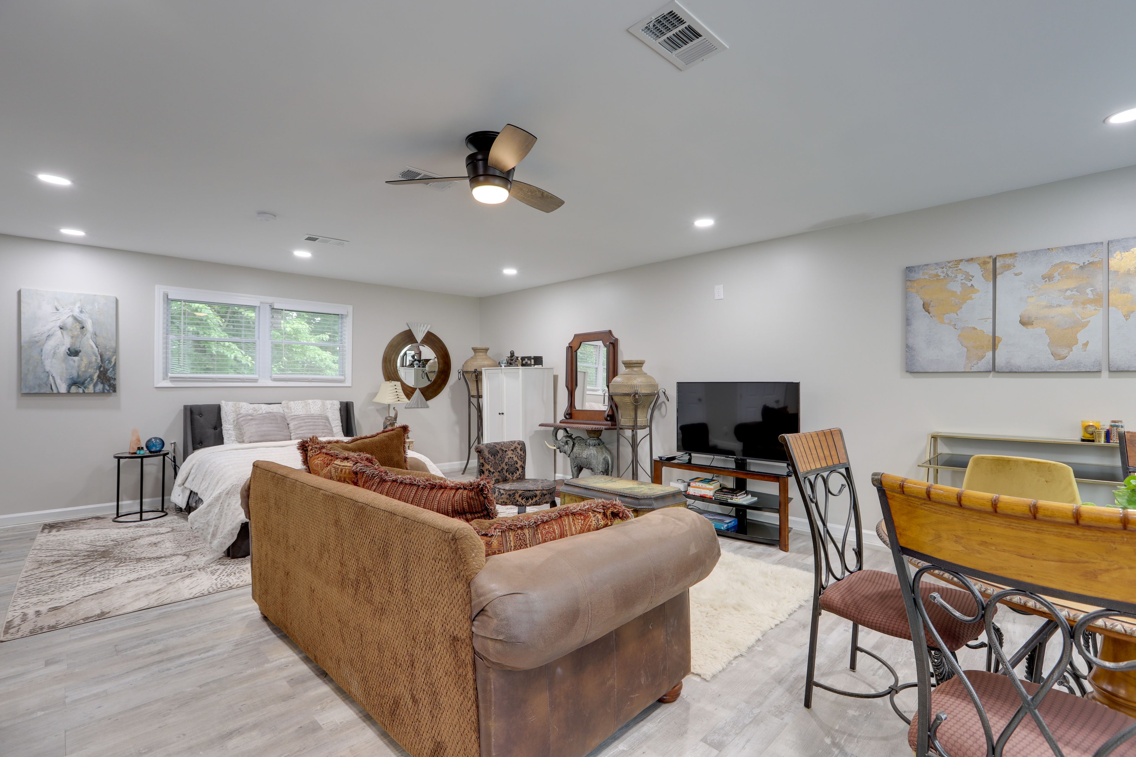 Fayetteville Vacation Rental | Studio | 1BA | 3 Steps to Access | 700 Sq Ft