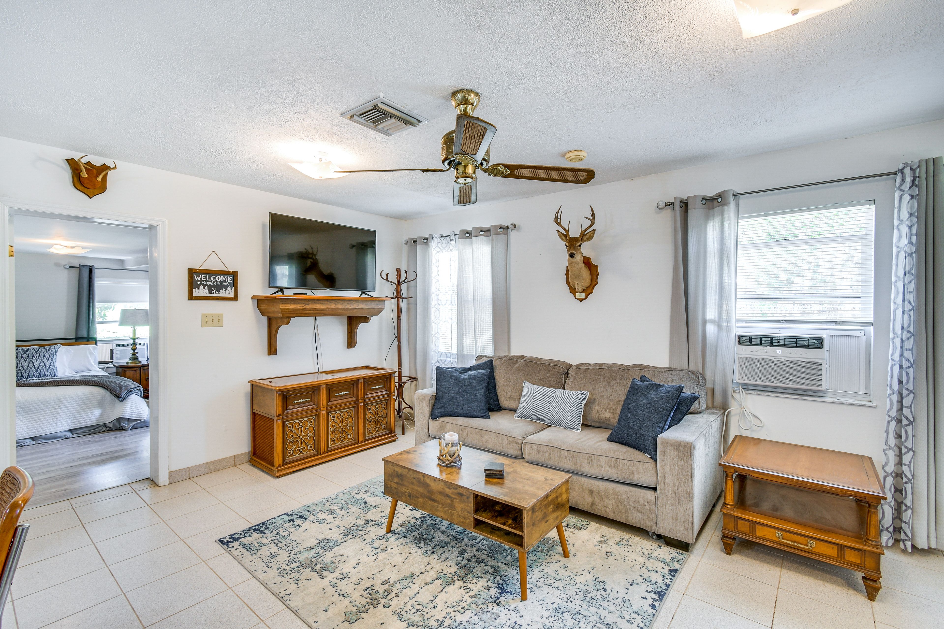 Living Room | Queen Sleeper Sofa | Smart TV