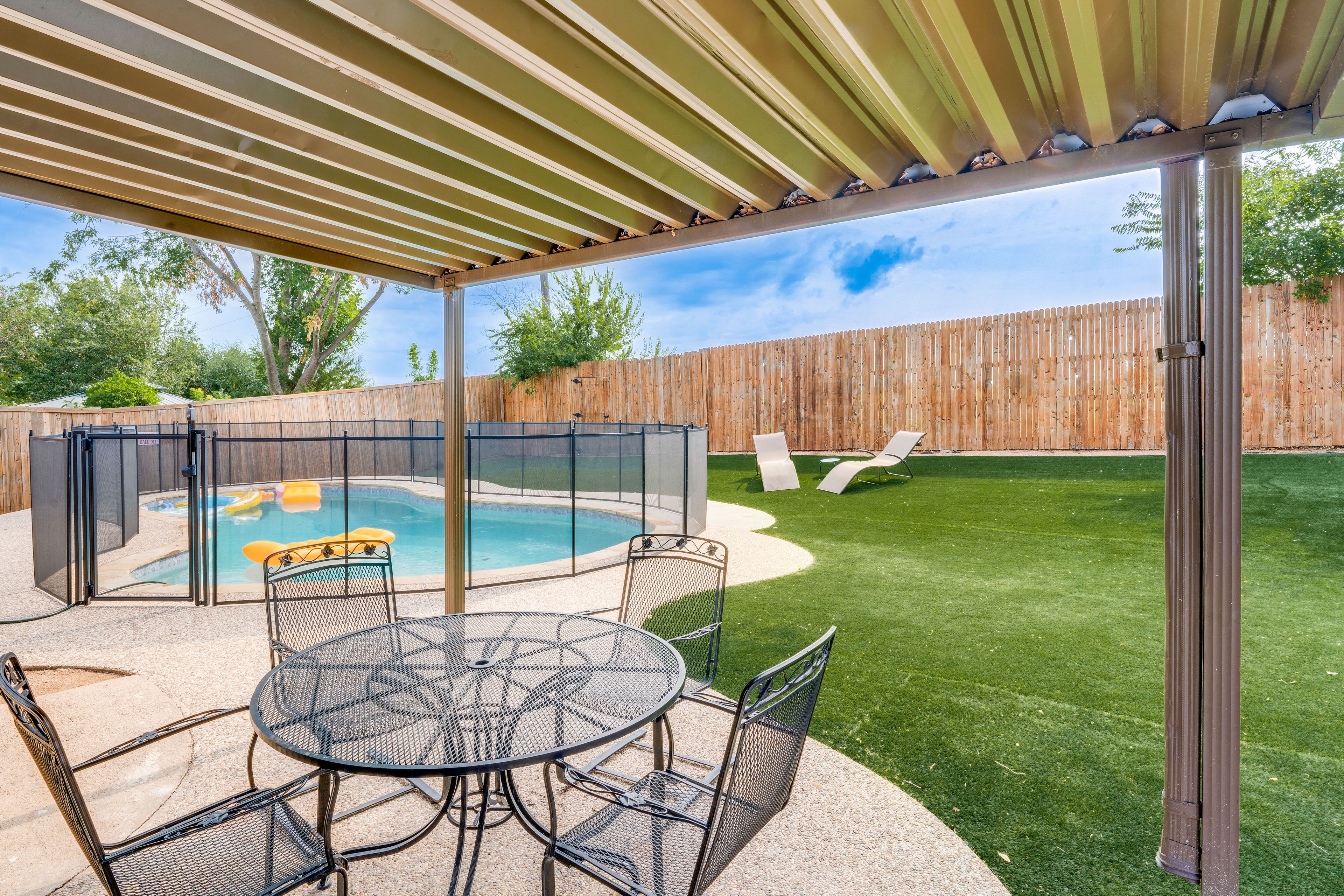 Private Backyard | Pool | Patio | Charcoal Grill | Putting Green
