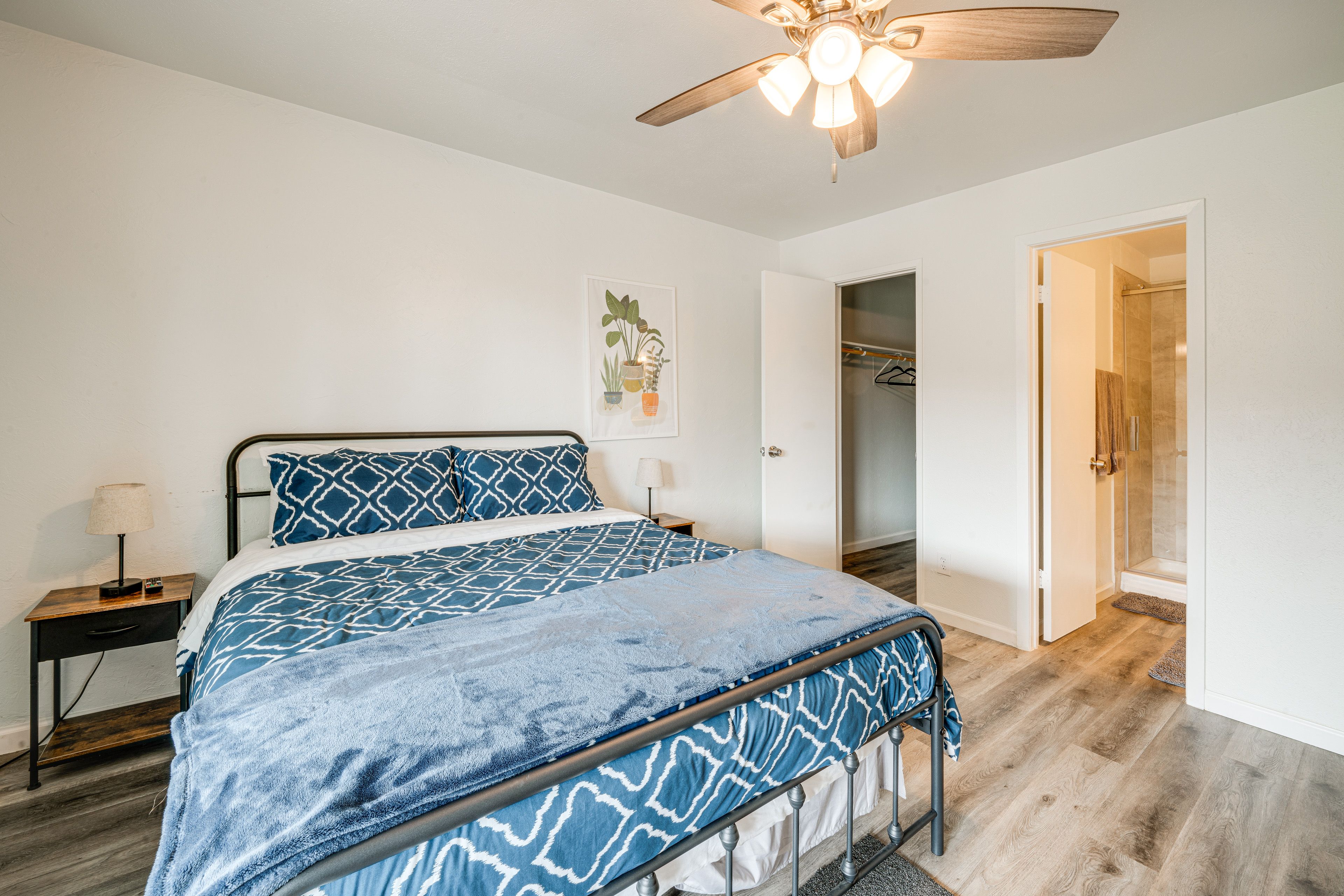 Bedroom 1 | Queen Bed | Smart TV | Linens Provided