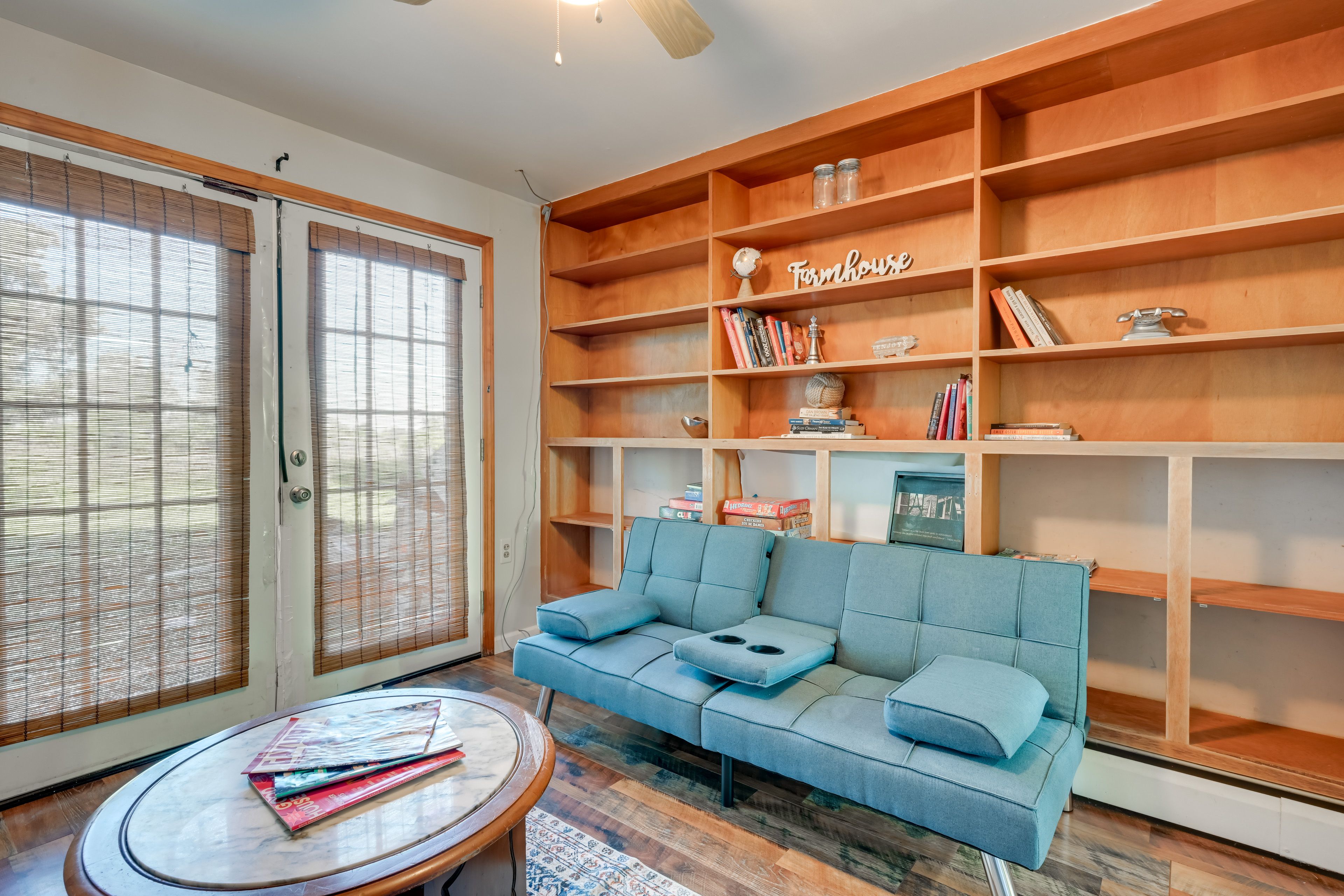 Sitting Room | Bookcase