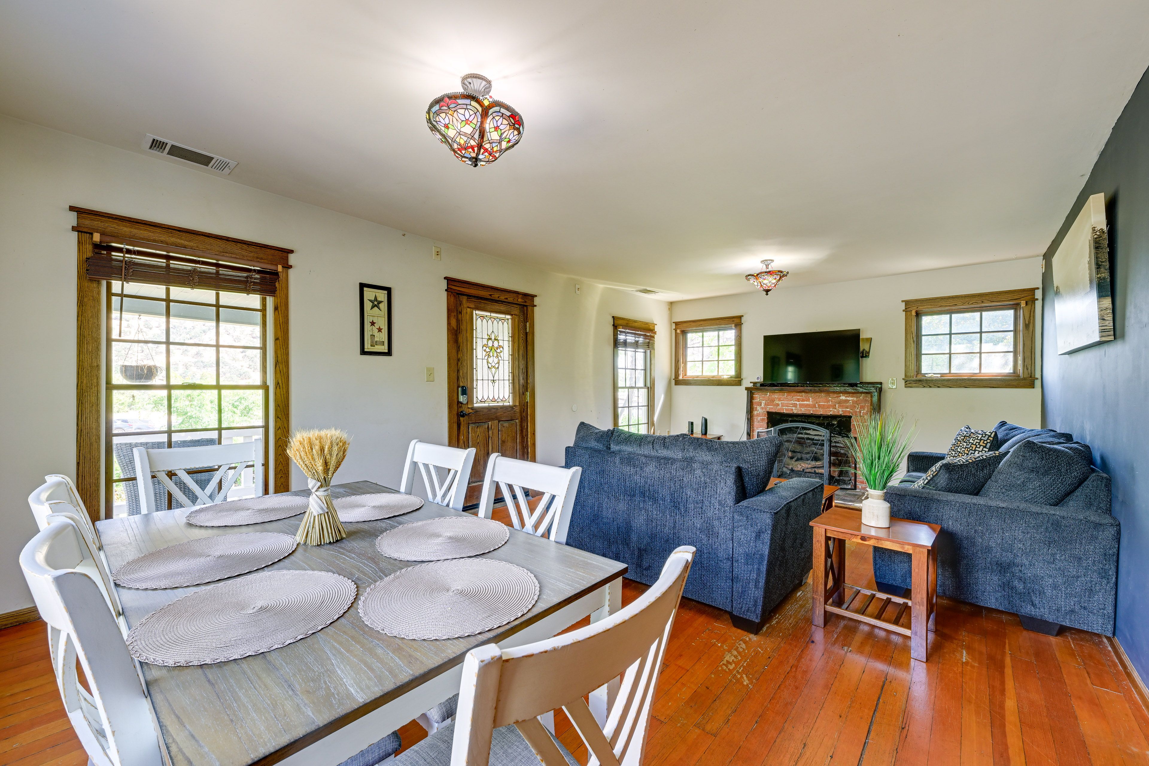 Dining Area | Living Area