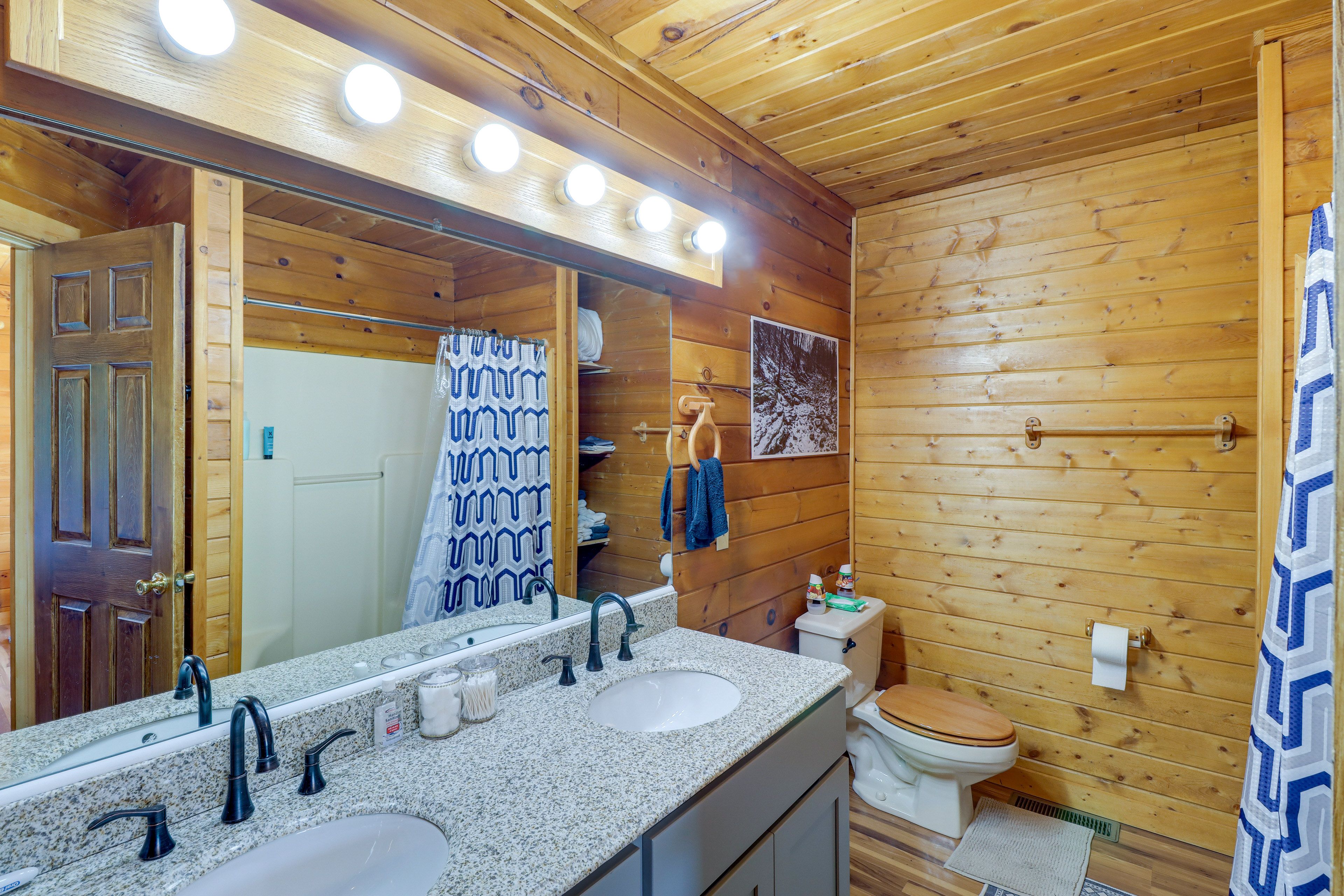 Bathroom | Complimentary Toiletries