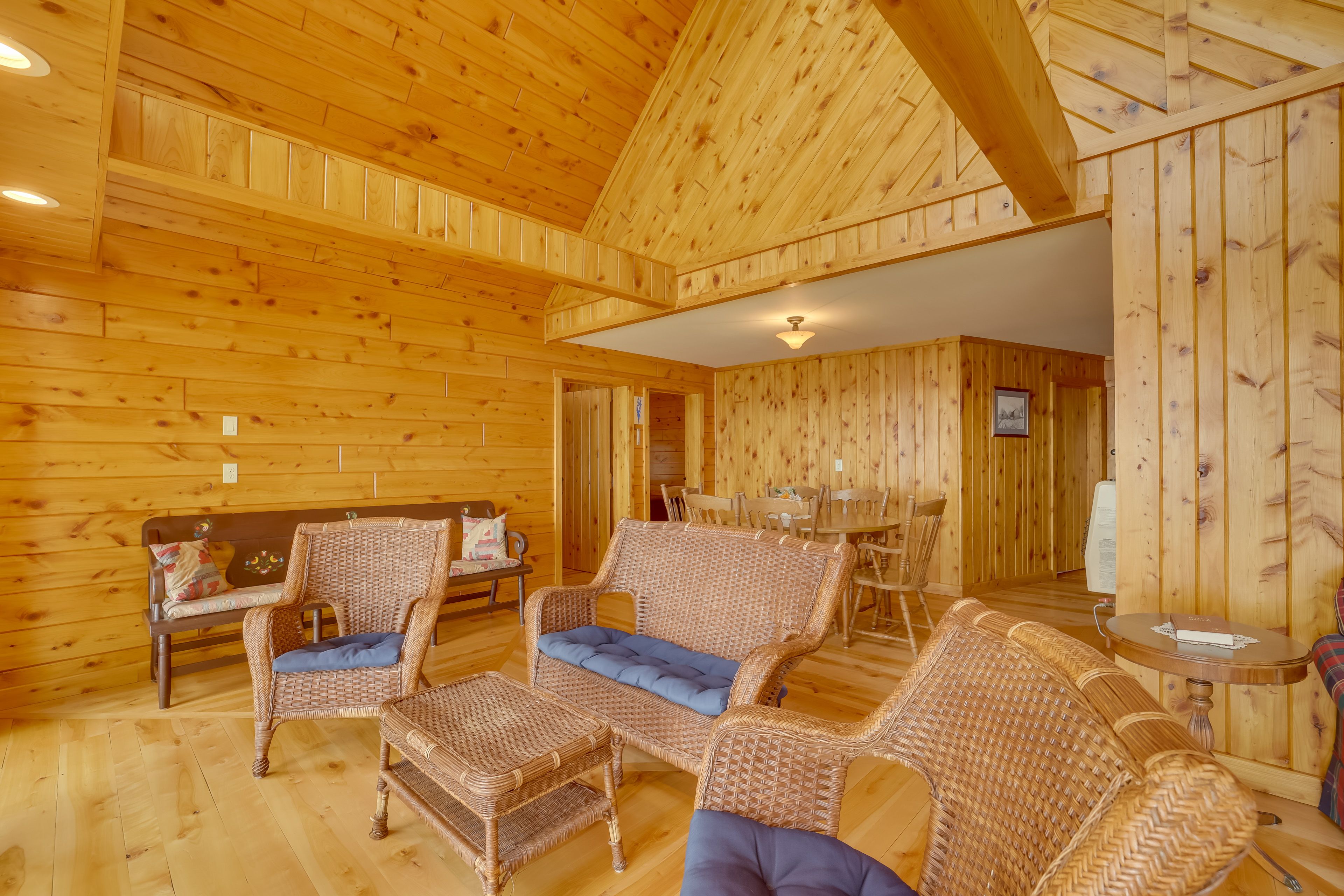 Family Room | 2nd Floor