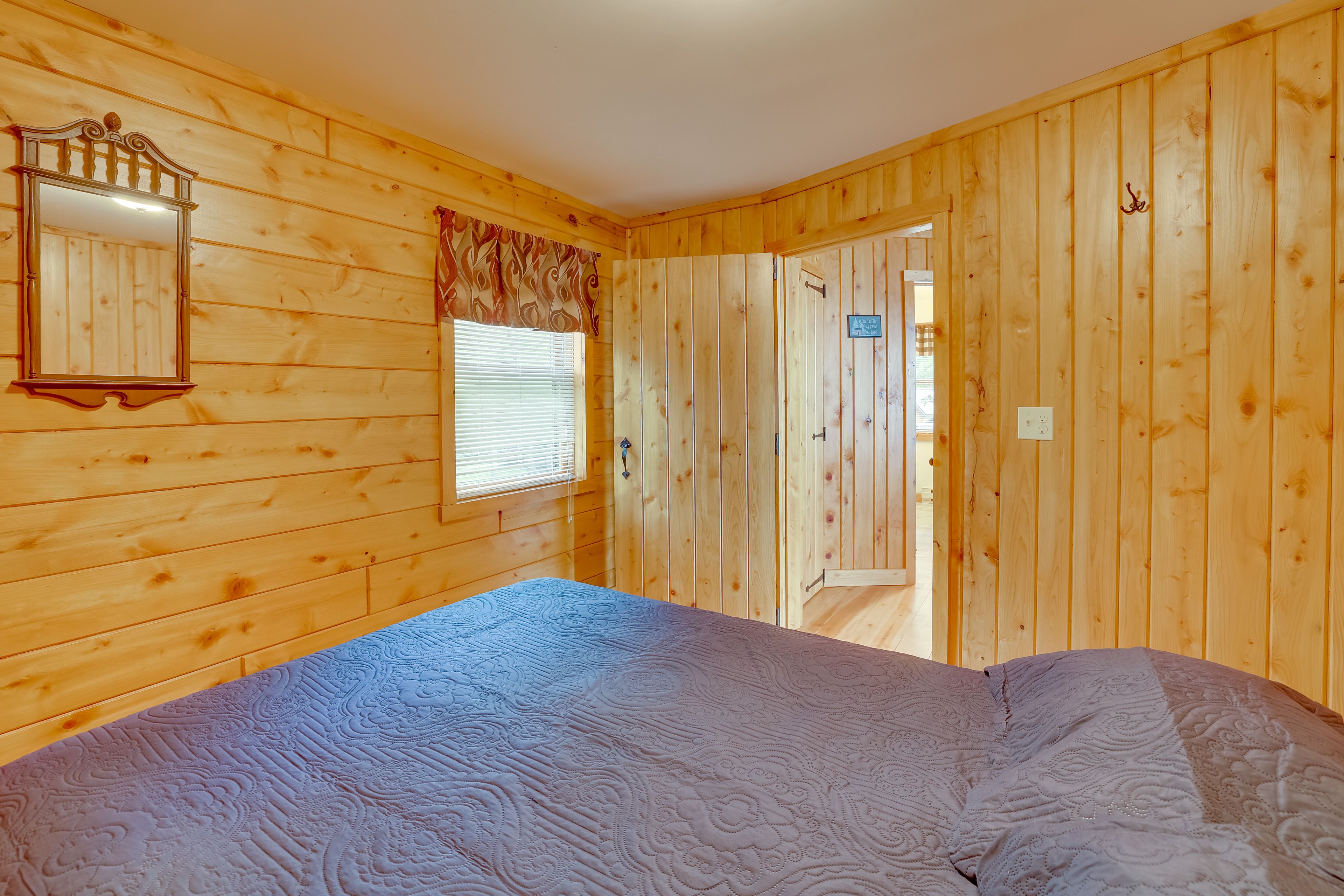 Bedroom 3 | Full Bed | 2nd Floor