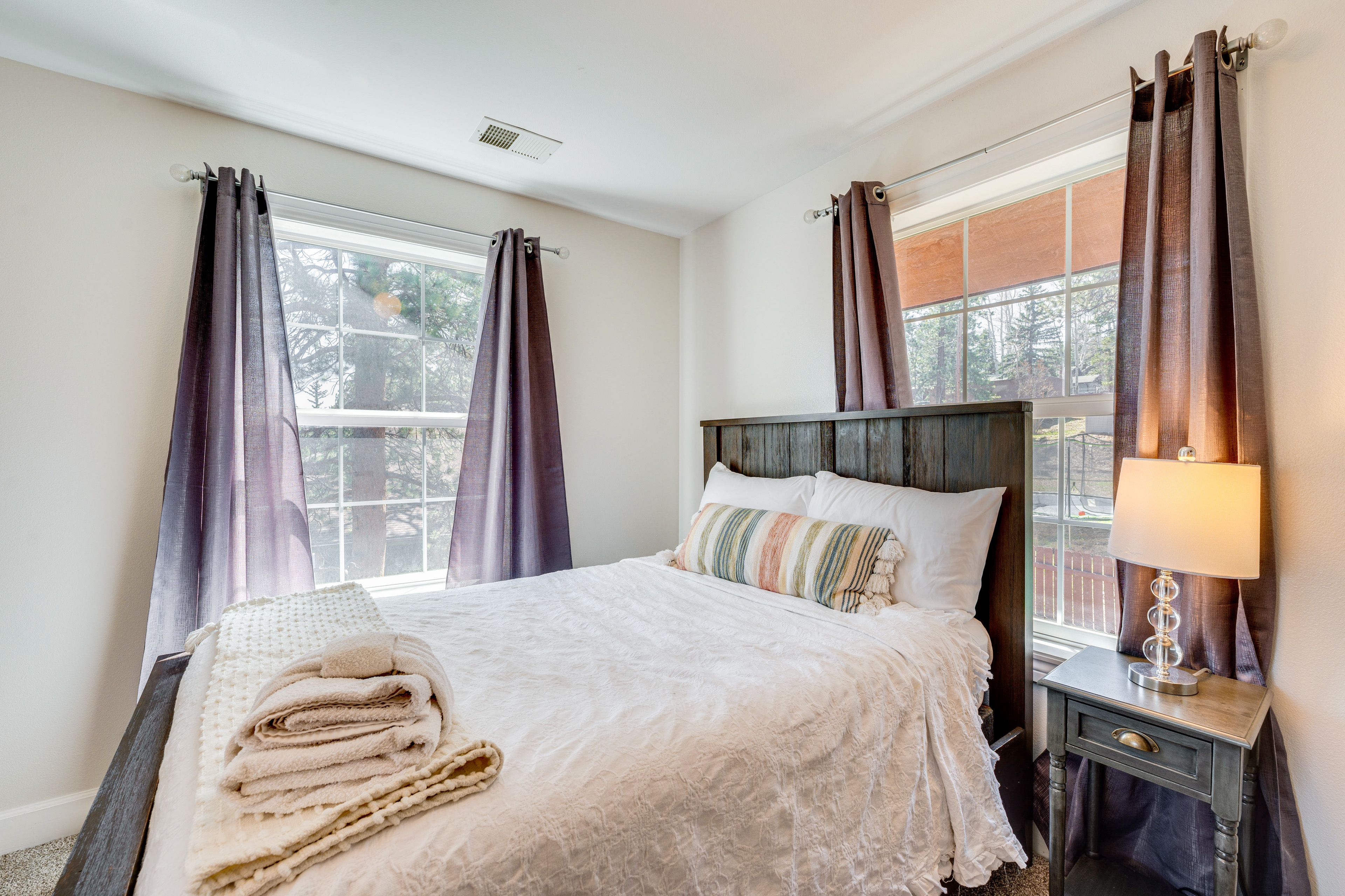 Bedroom 2 | Queen Bed | Flat-Screen TV w/ Cable | 2nd Floor