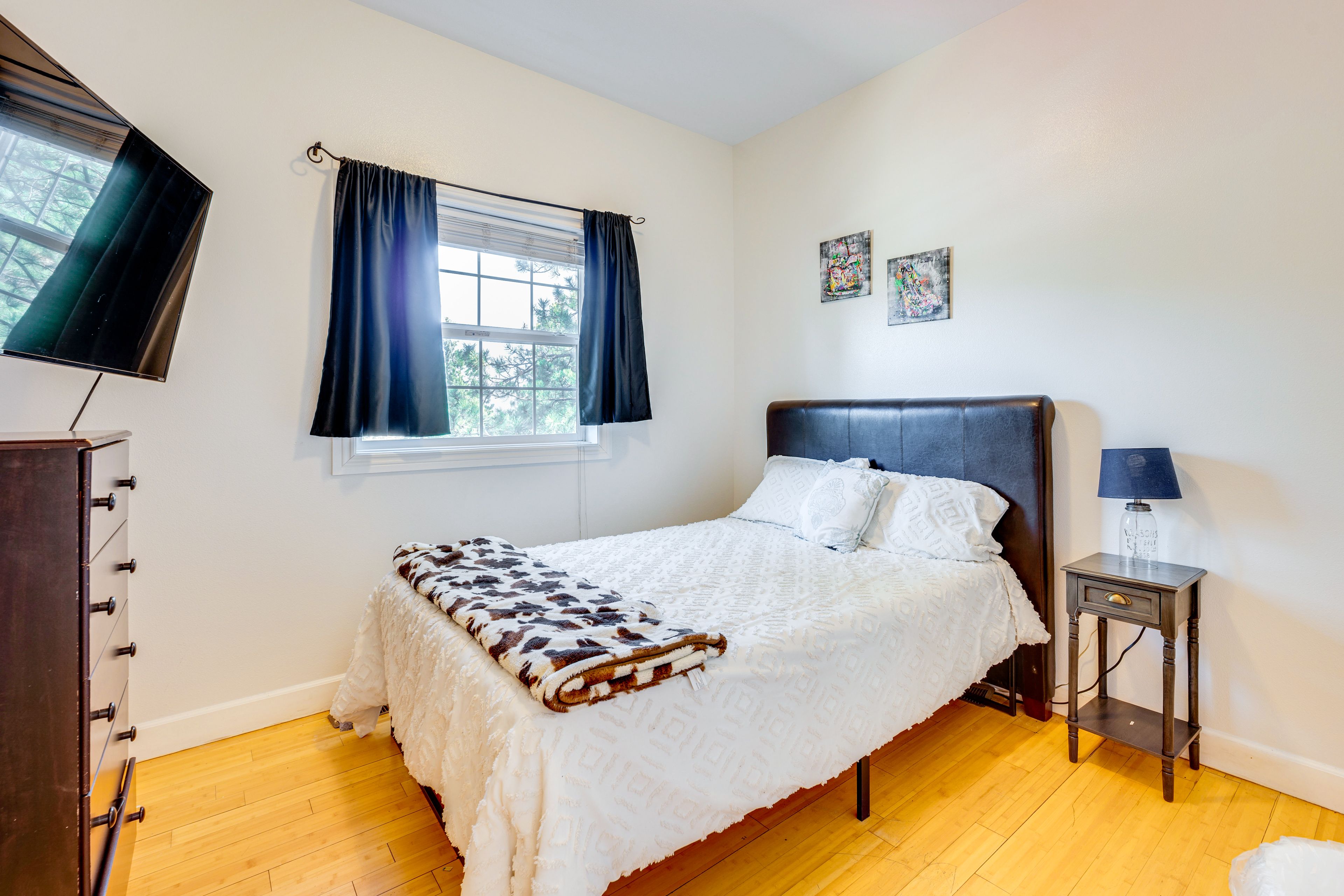 Bedroom 4 | Queen Bed | Flat-Screen TV w/ Cable | 2nd Floor
