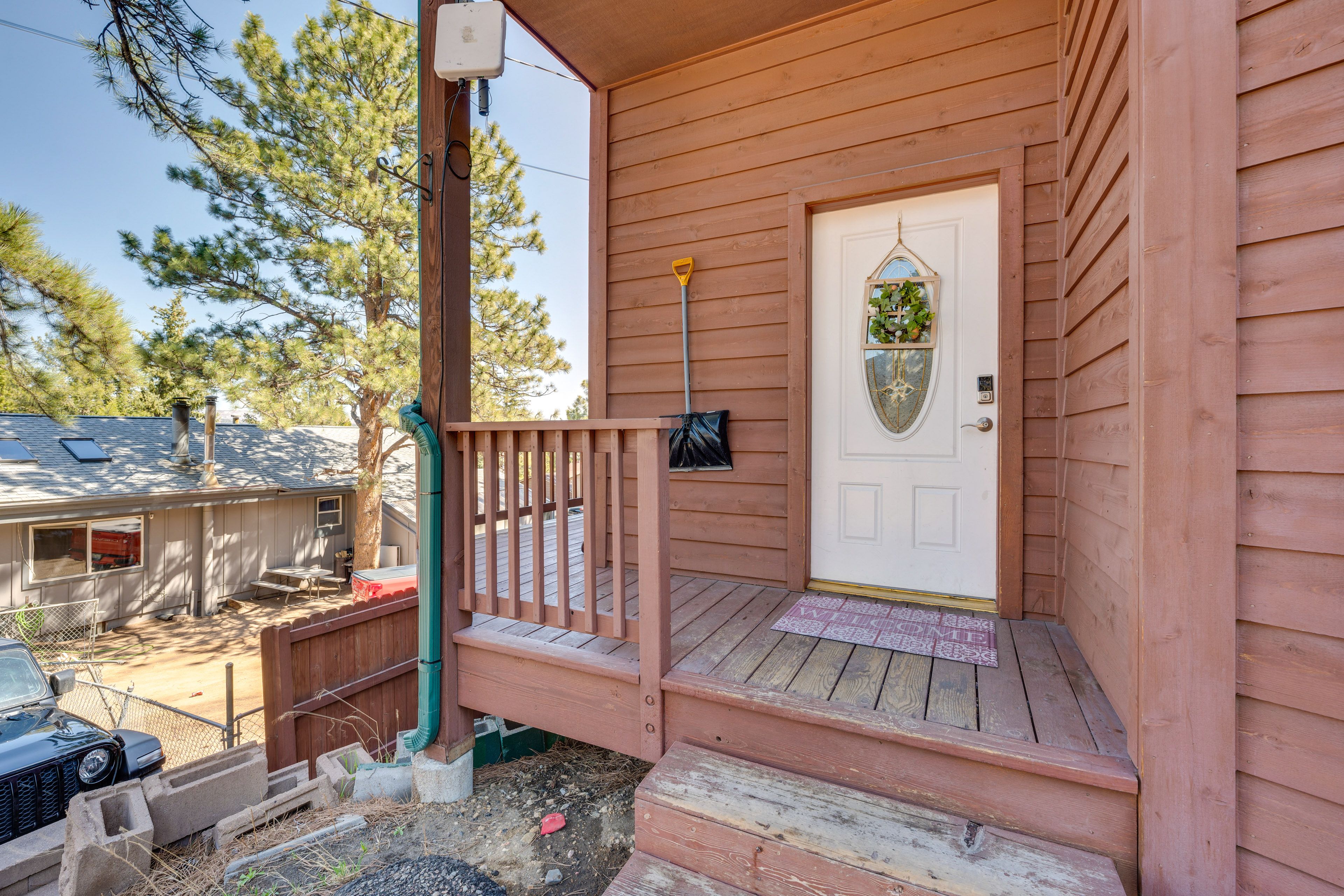 House Exterior | Keyless Entry