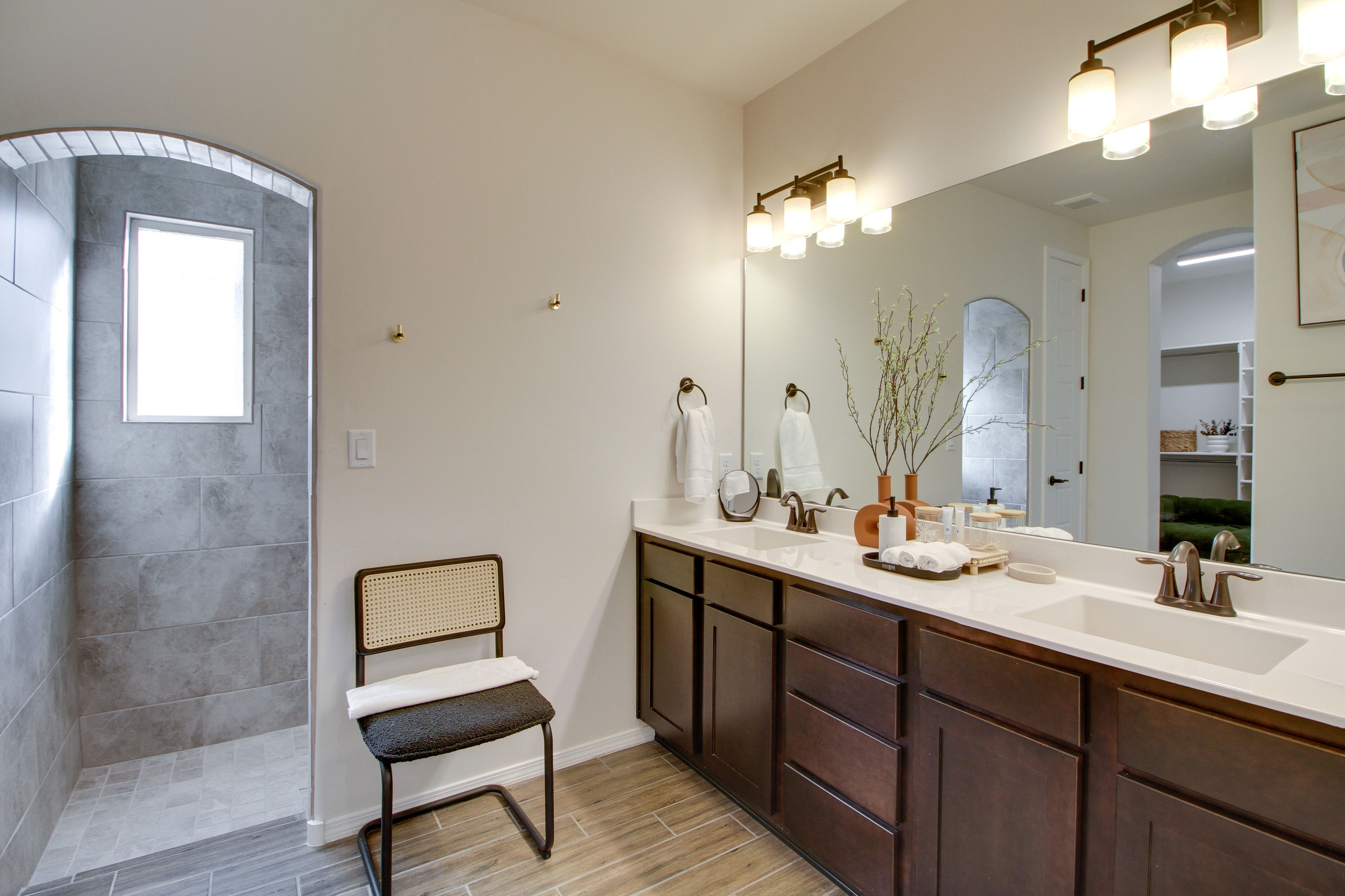En-Suite Bathroom | Complimentary Toiletries | Hair Dryer | Towels Provided