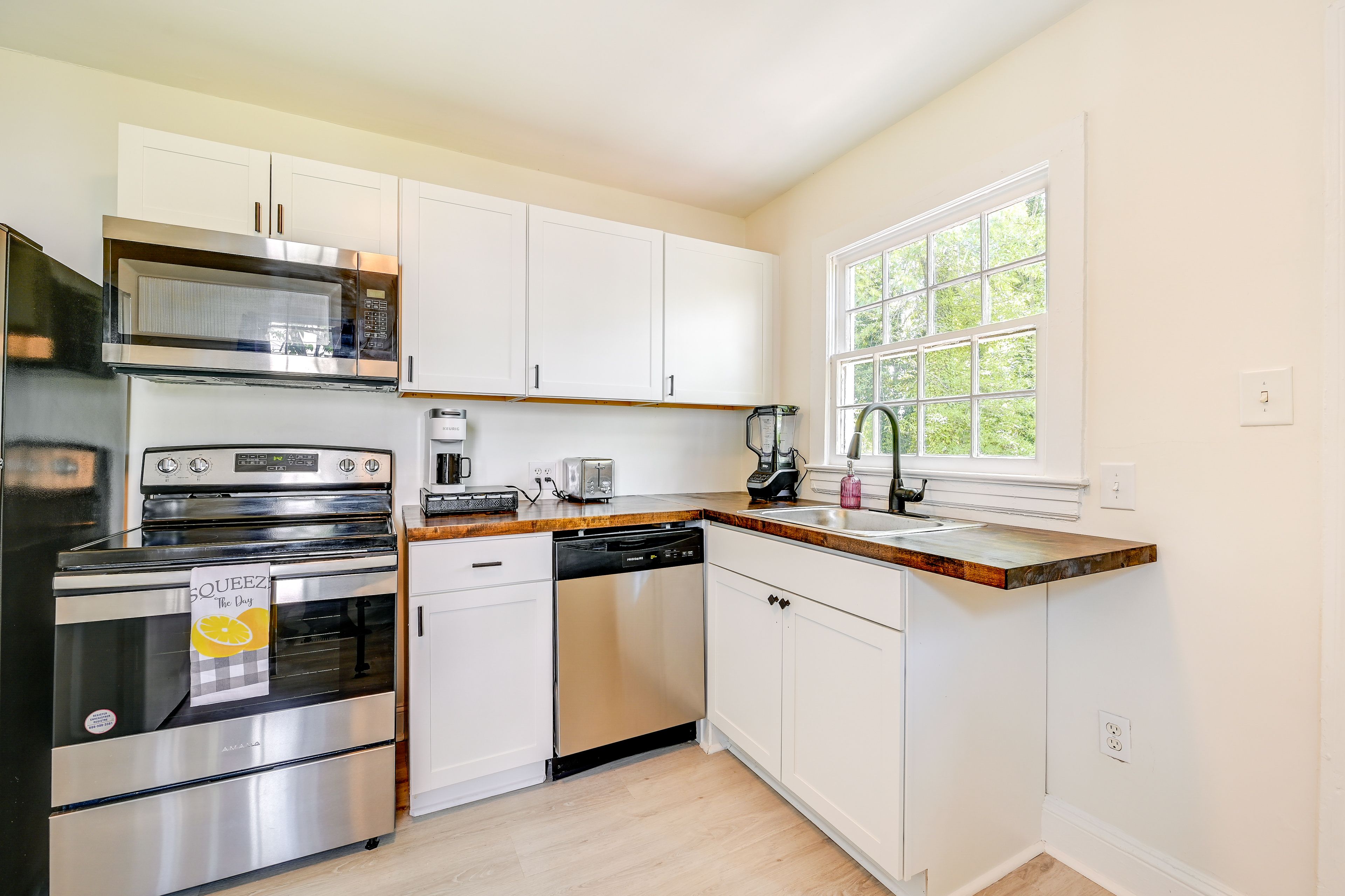 Kitchen | Blender | Toaster