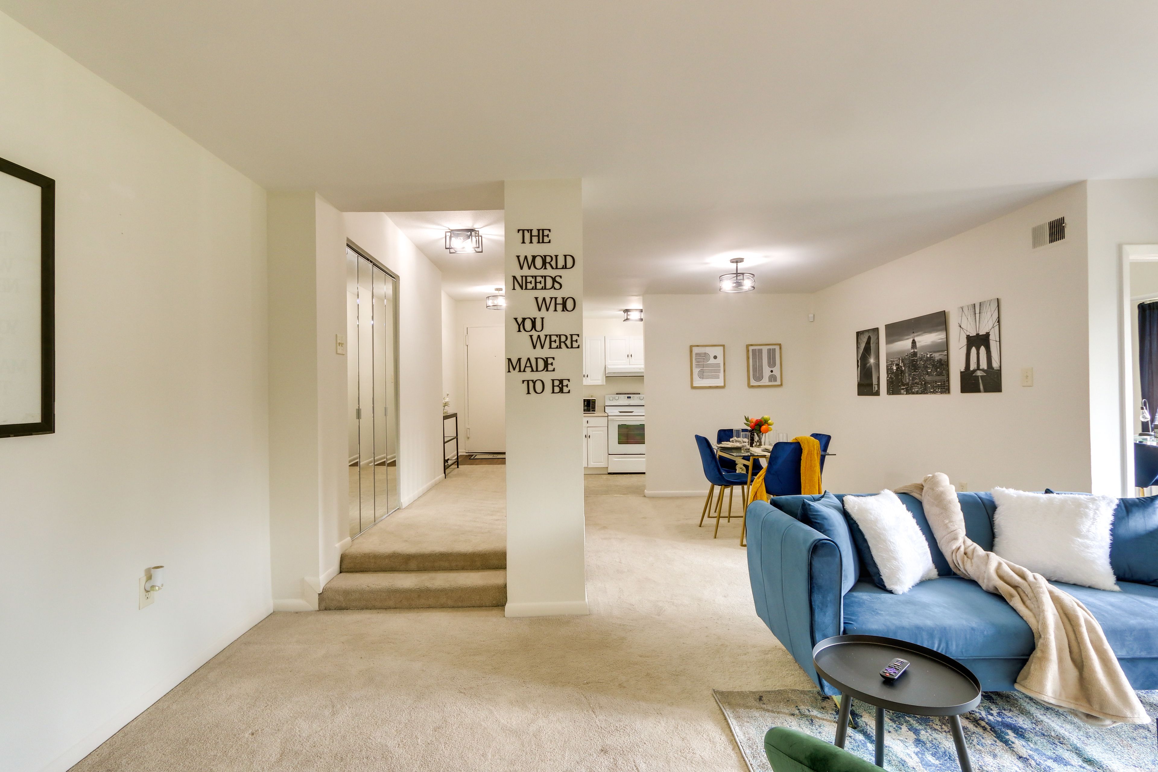 Living Room | Smart TV | Central Air Conditioning & Heat