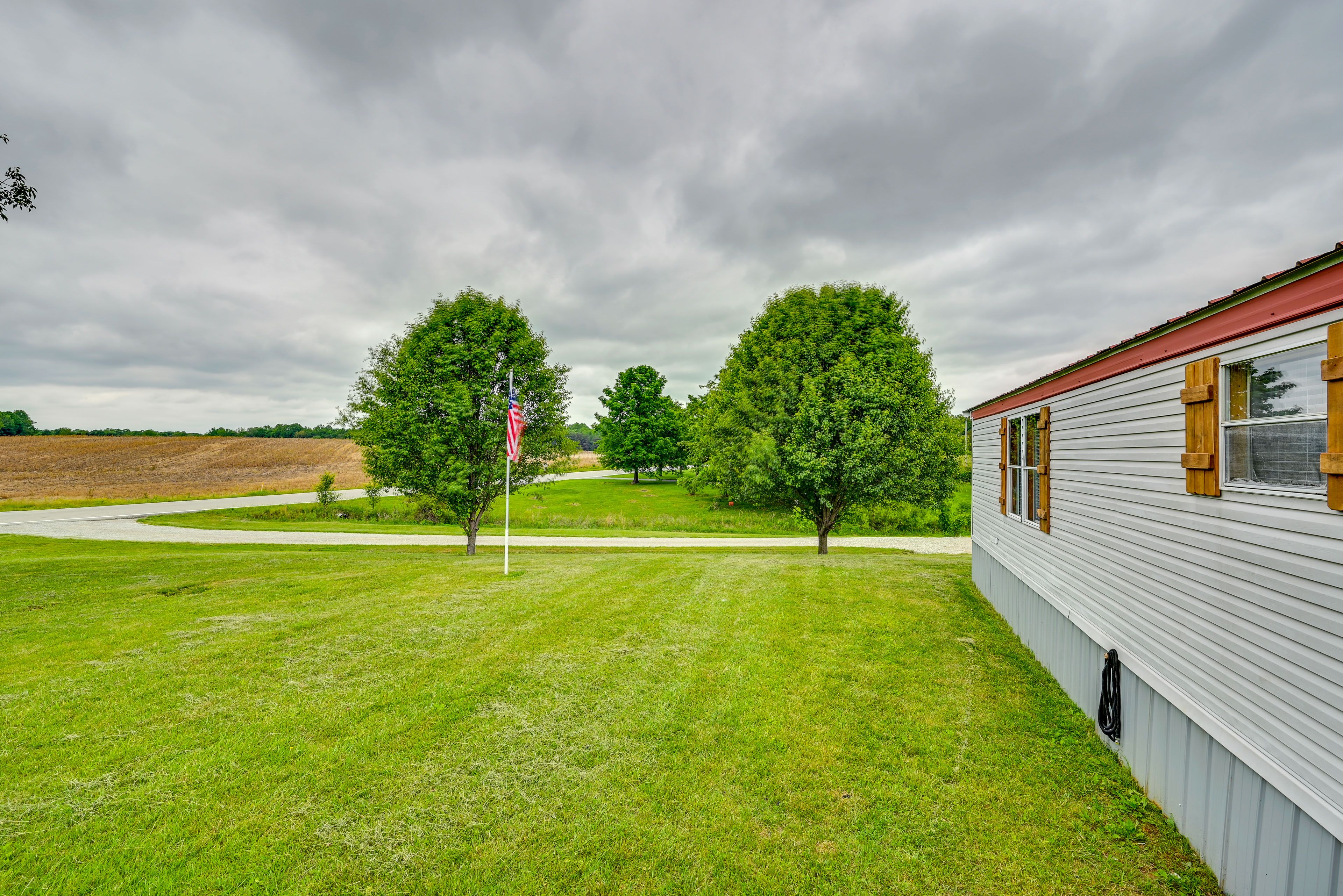 Spacious Yard