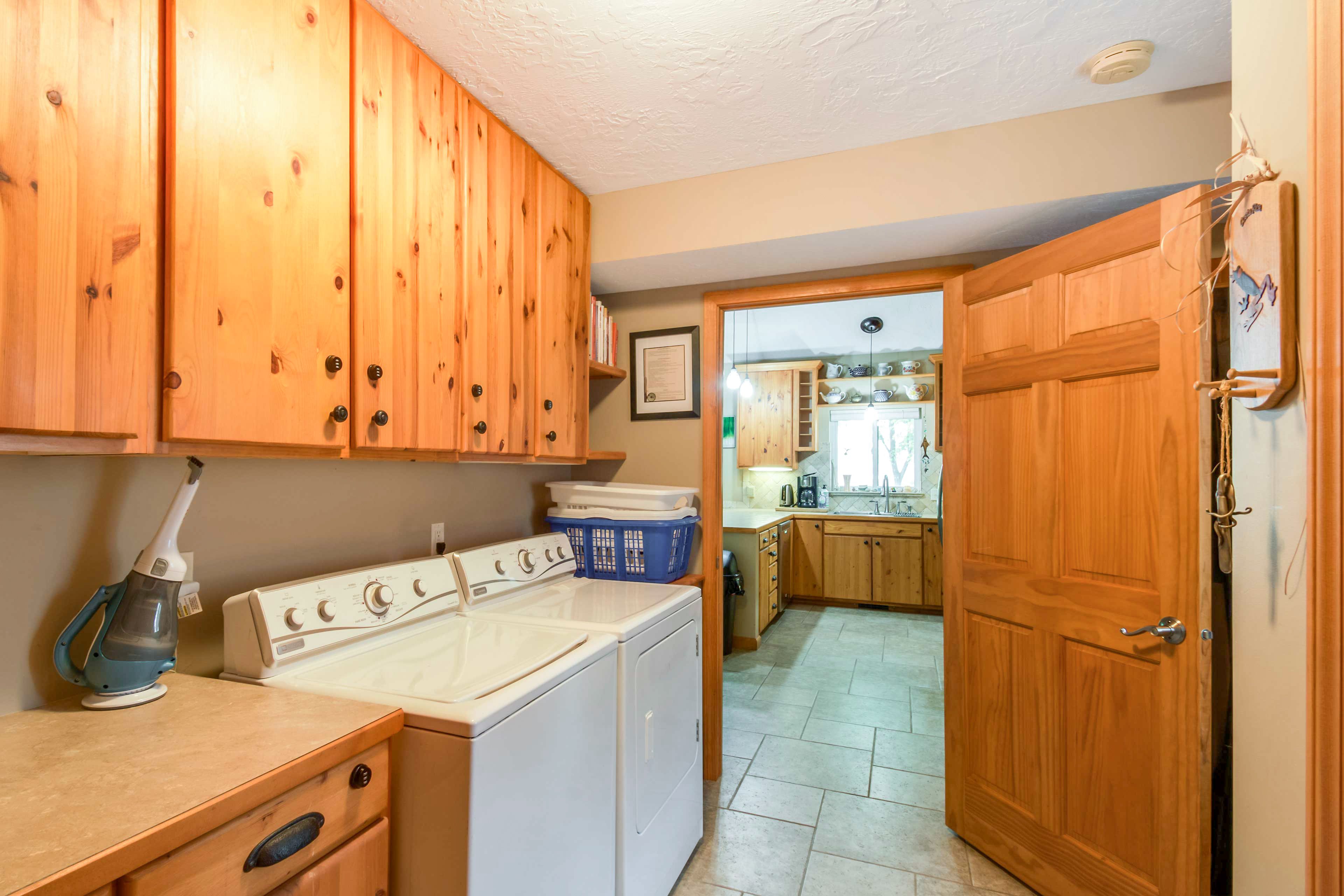 In-Unit Laundry | Washer & Dryer