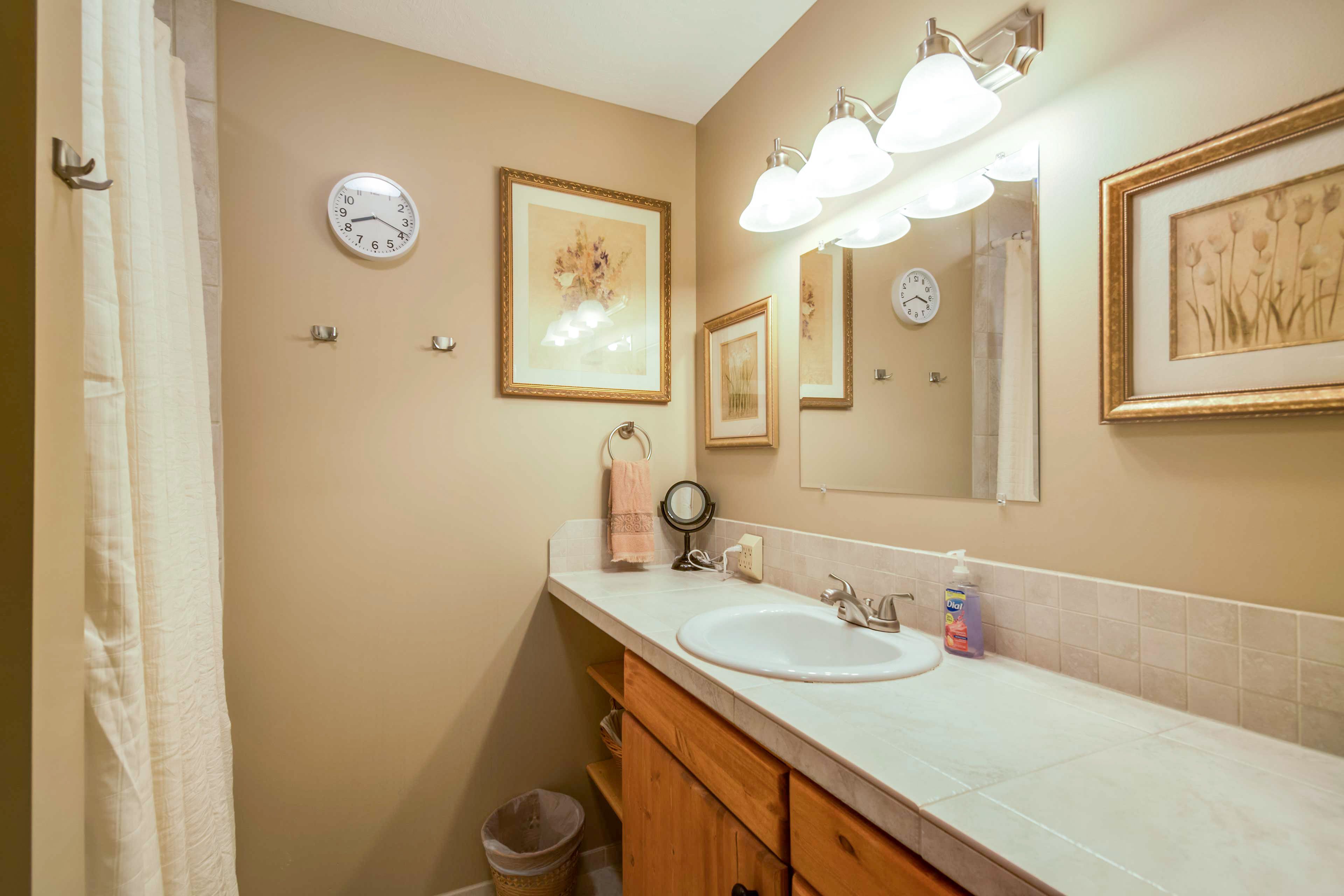 Full Bathroom | Hair Dryers