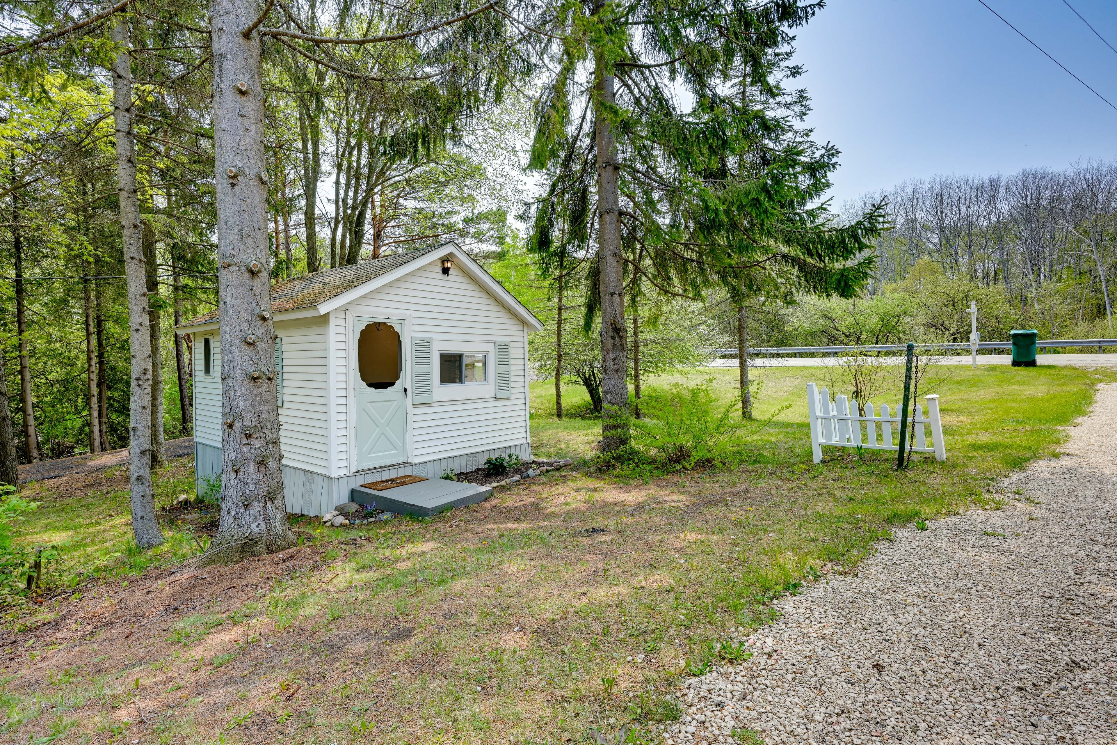 Guest House Exterior | 1 Step to Enter