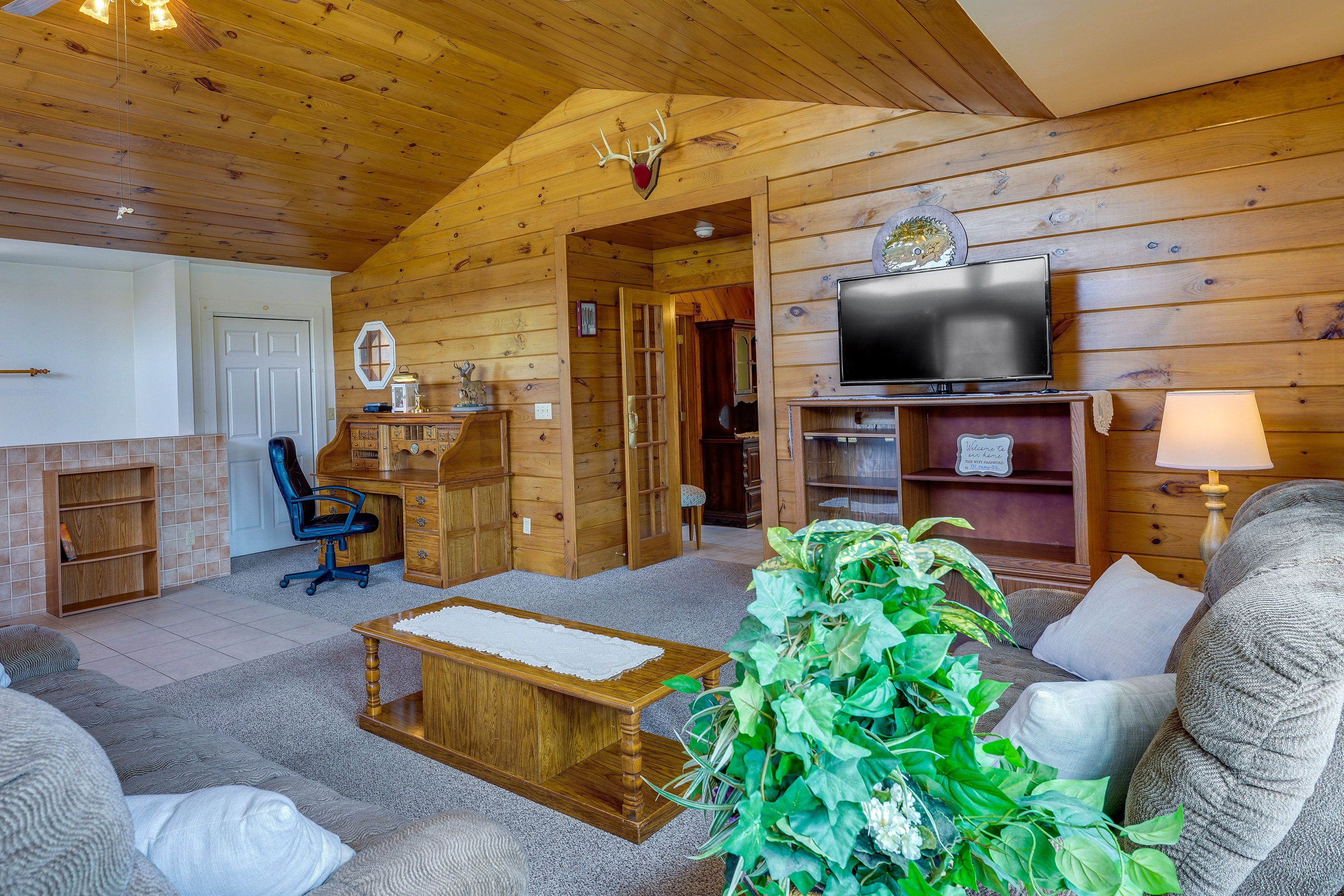 Living Room | Smart TV | Laptop-Friendly Desk