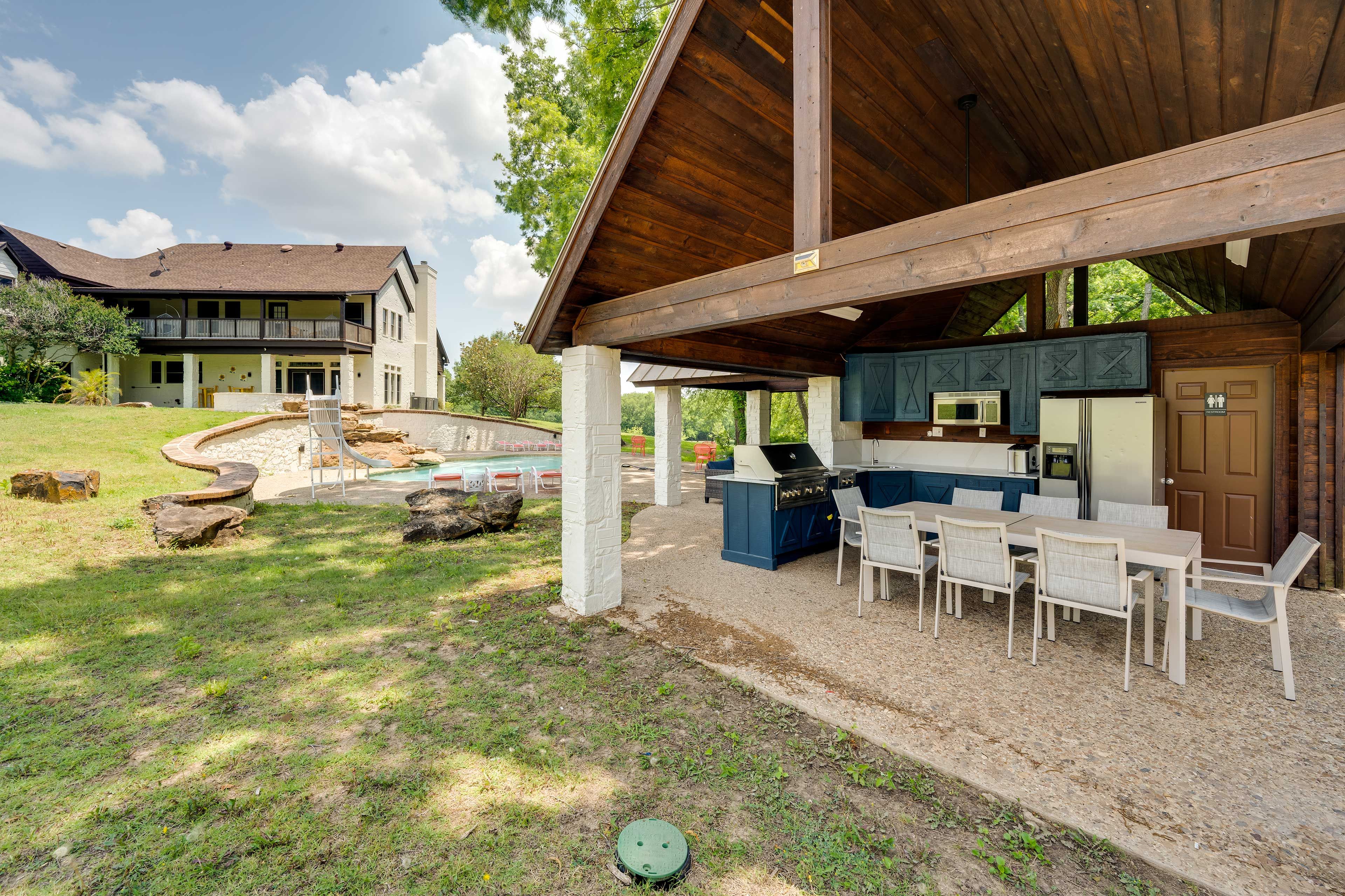 Exterior | Outdoor Kitchen w/ Gas Grill | Pool & Spa | Fire Pit | Half Bathroom