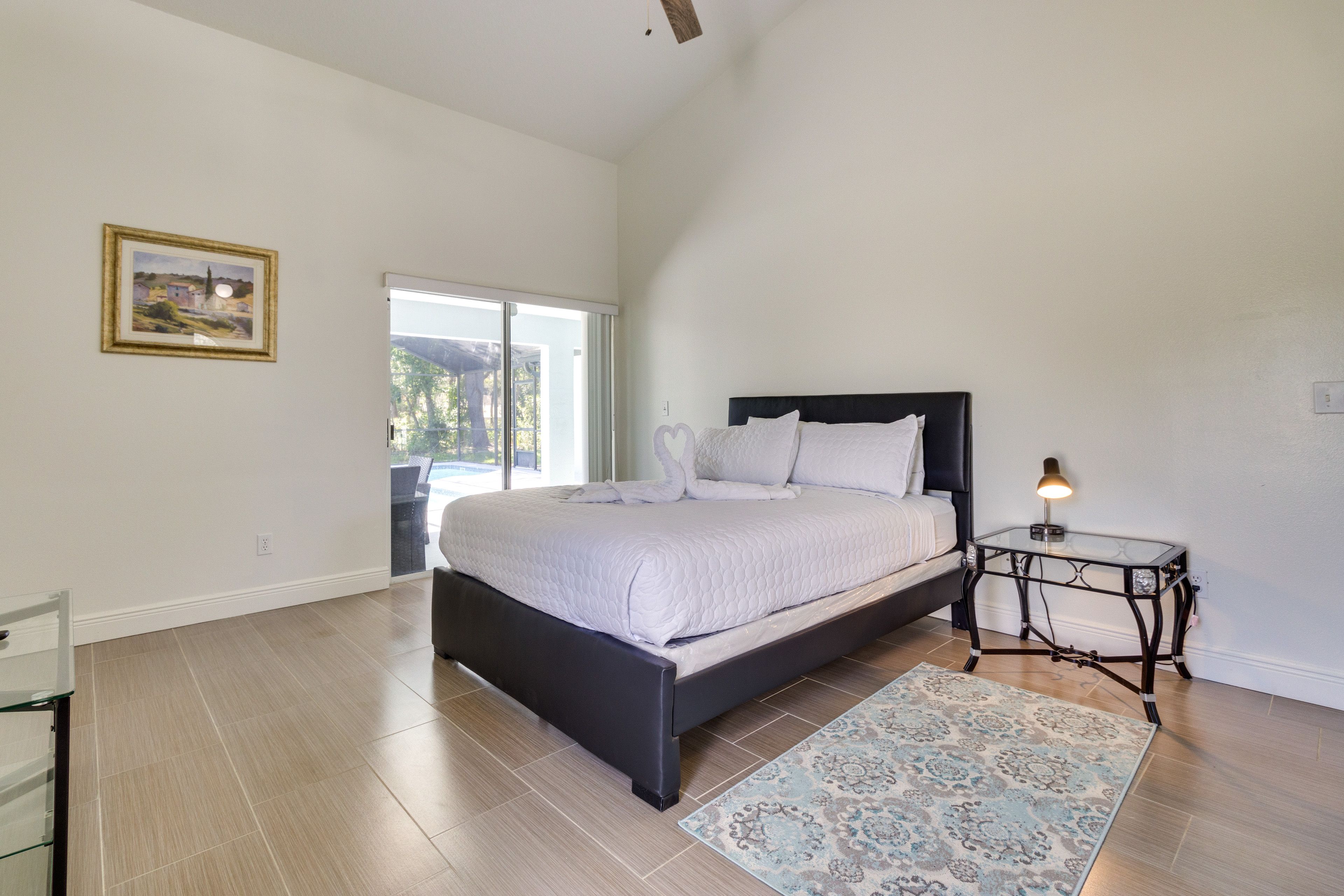 Bedroom 1 | Queen Bed | Linens Provided