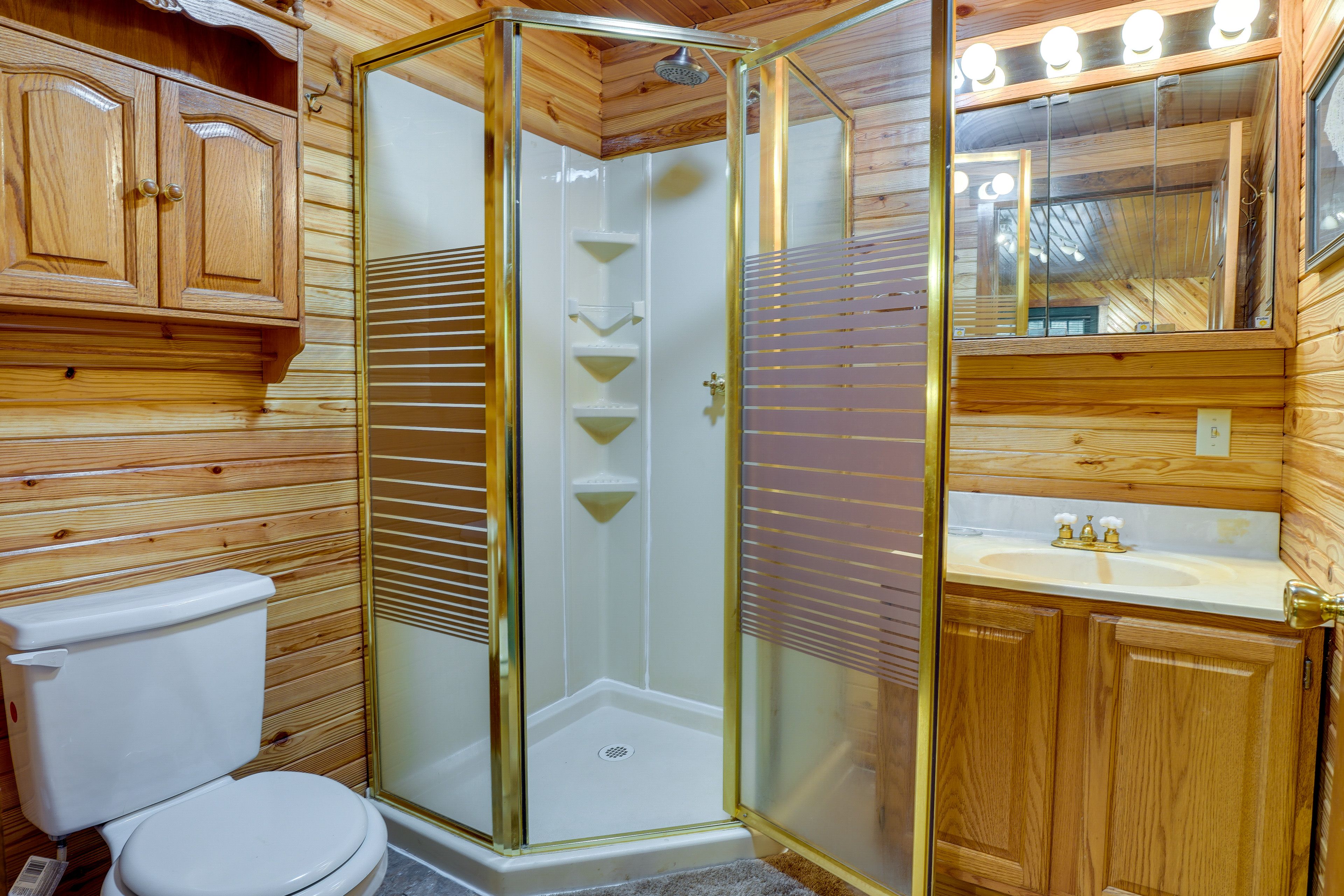Bathroom | Towels Provided