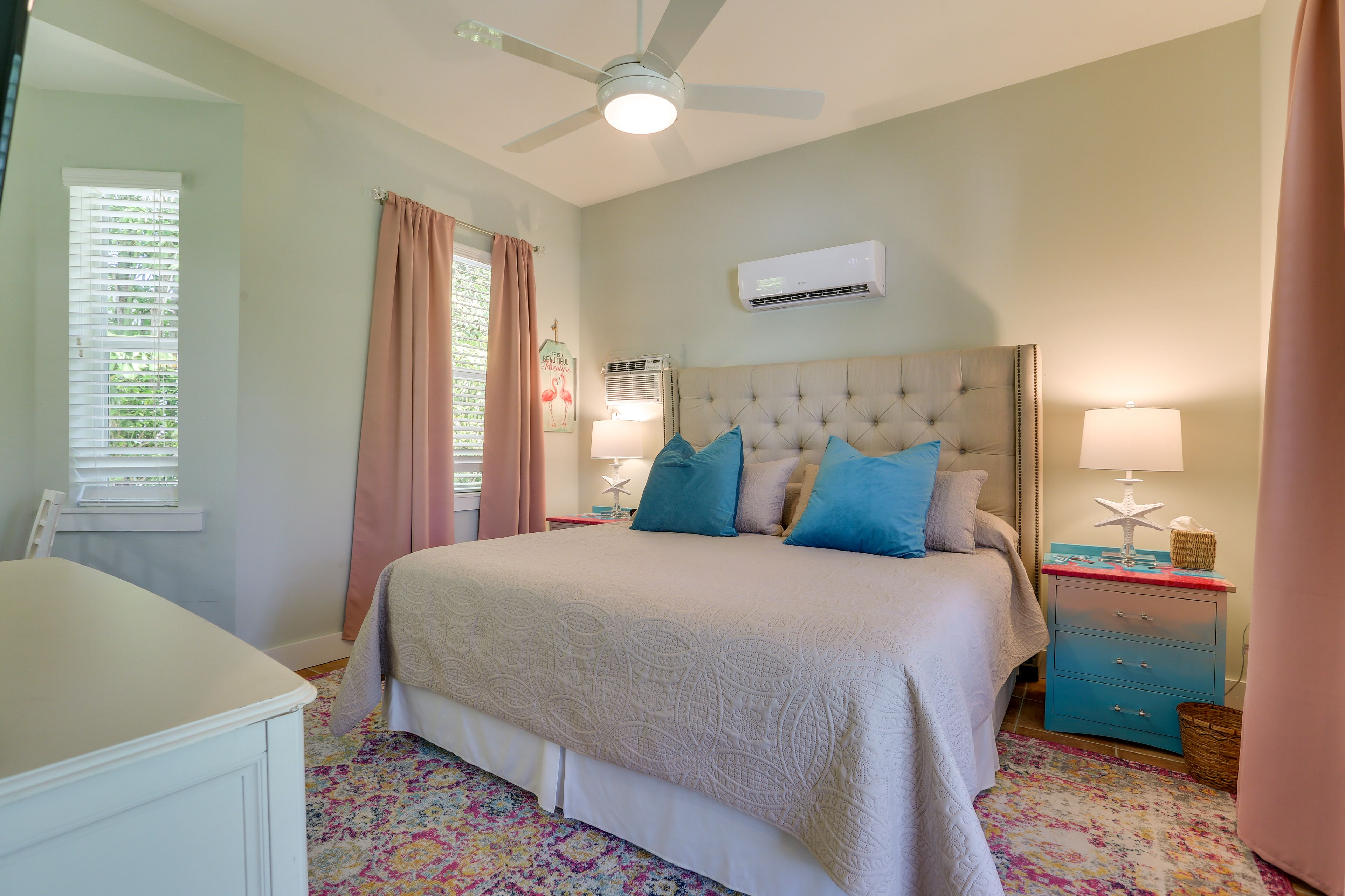 Studio | King Bed | Smart TV