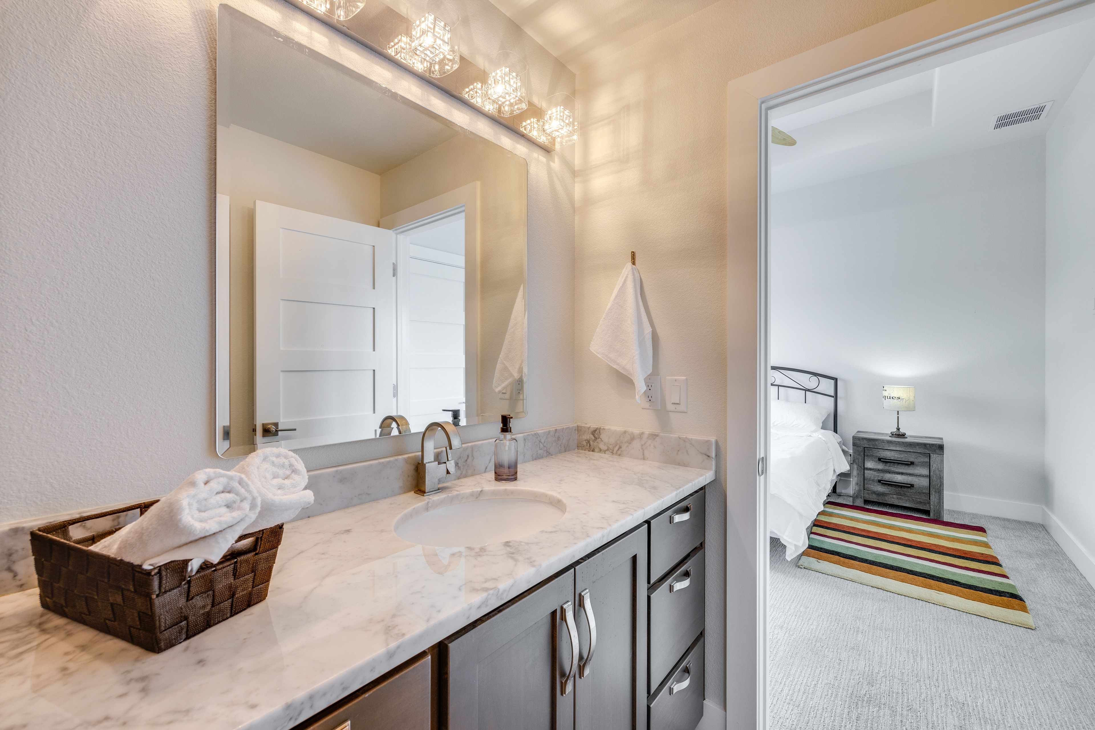 En-Suite Bathroom | Complimentary Toiletries