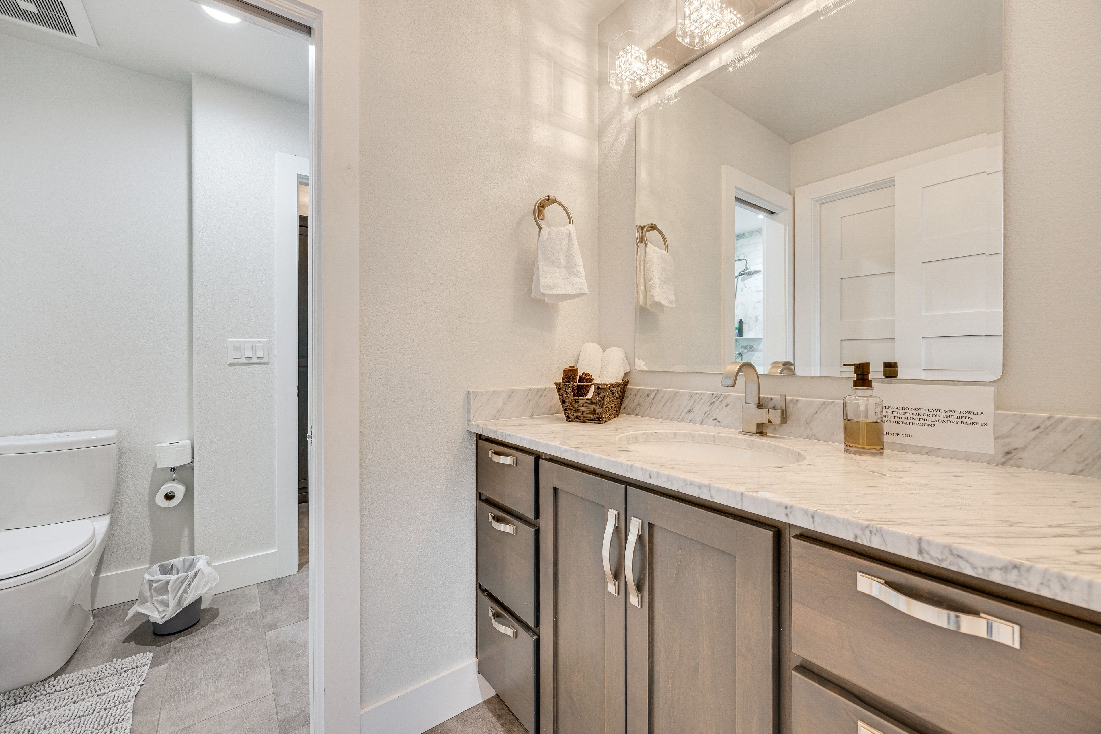 En-Suite Bathroom | Hair Dryer