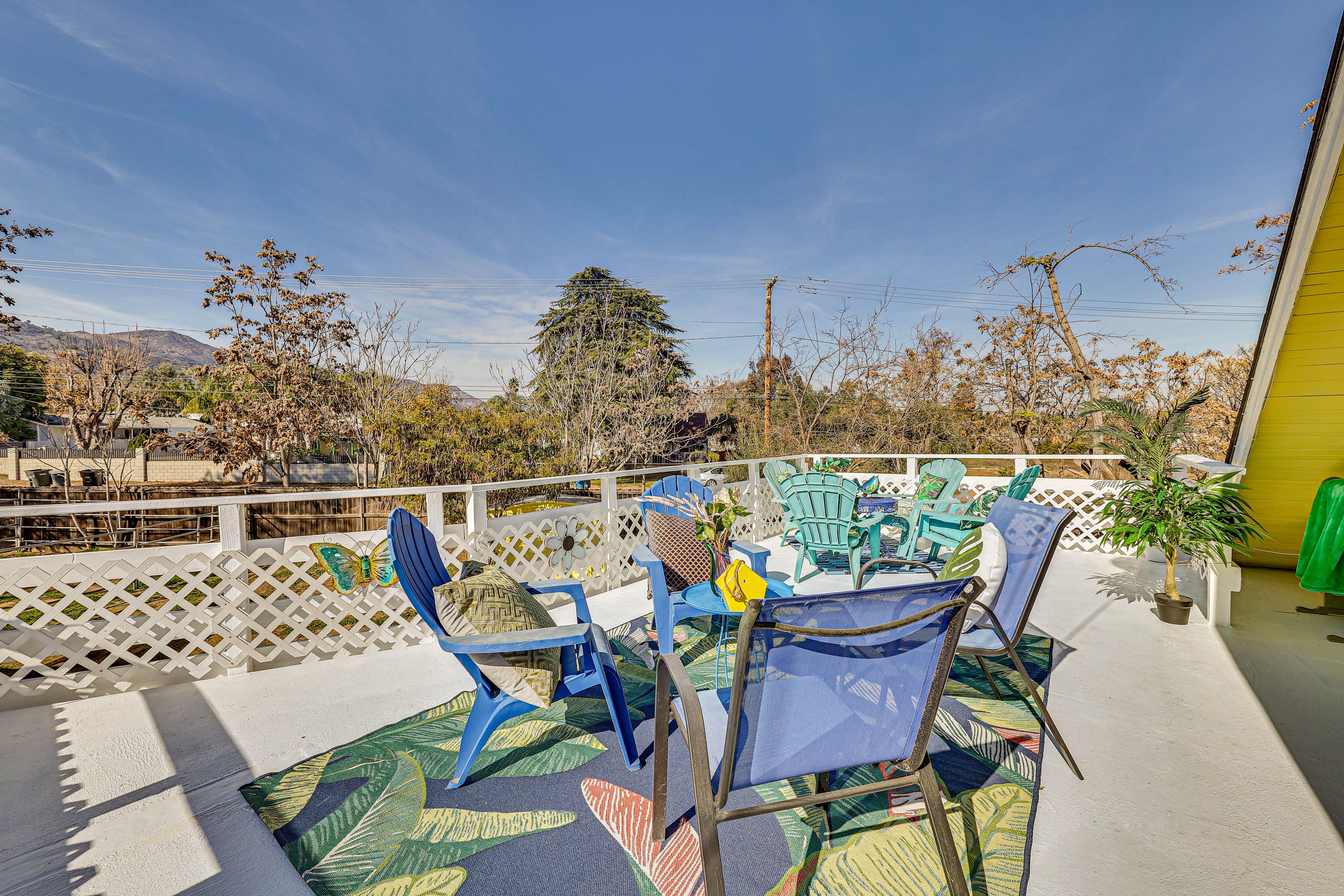 Deck | Dining Area