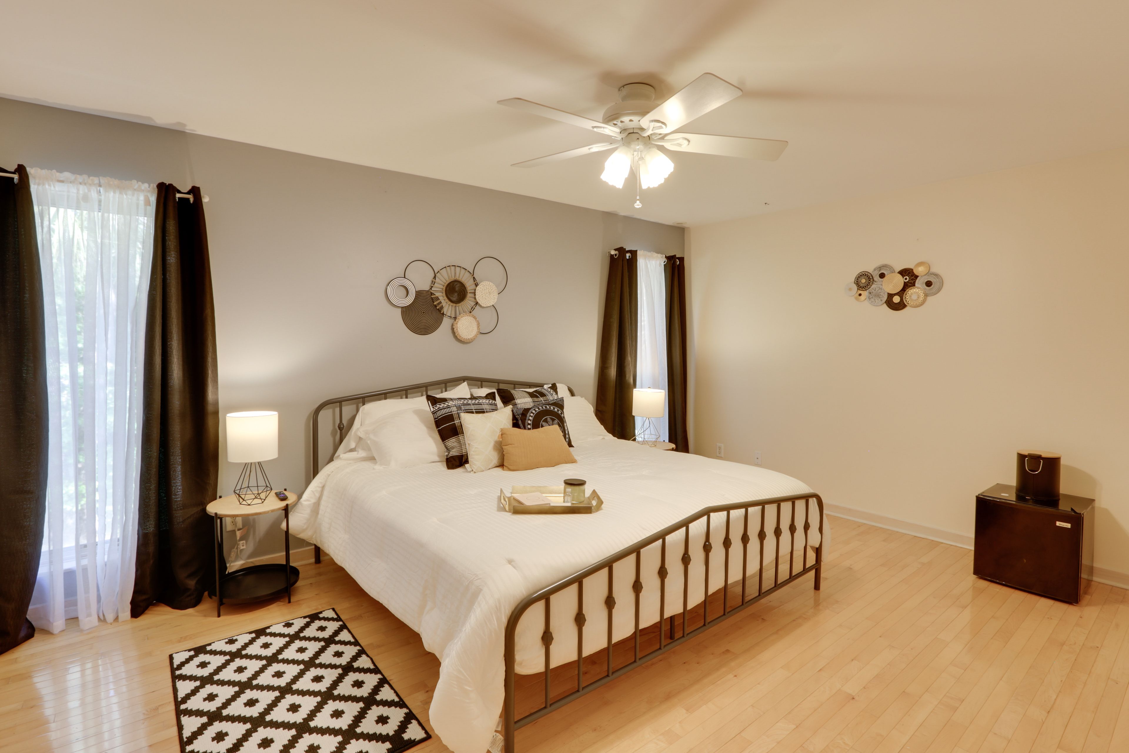 Bedroom 4 | King Bed